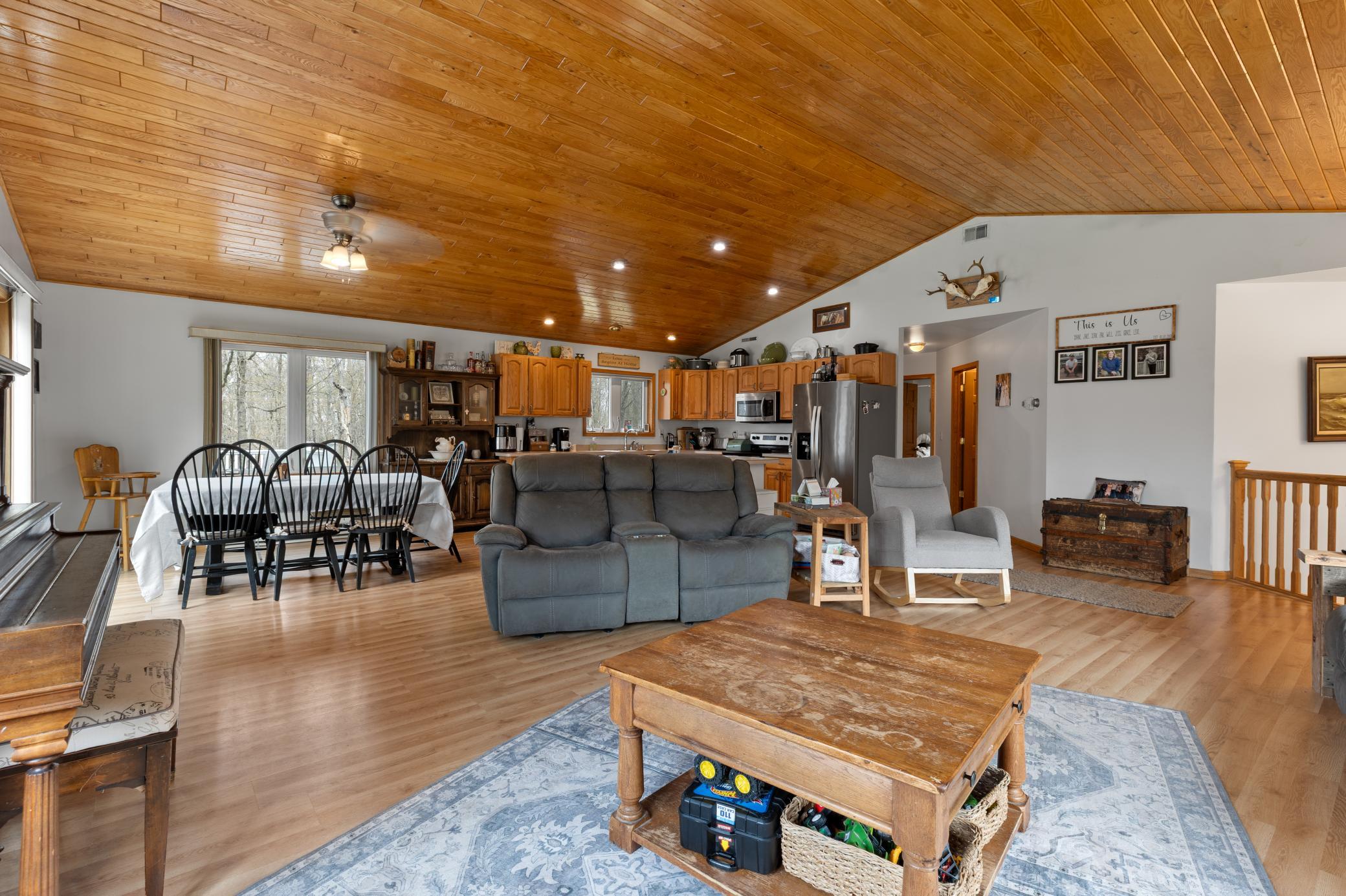 2000 single family home for sale at 15275 Demery Road in Brainerd, MN — 4 bed, 4 bath (photo 3 of 20)