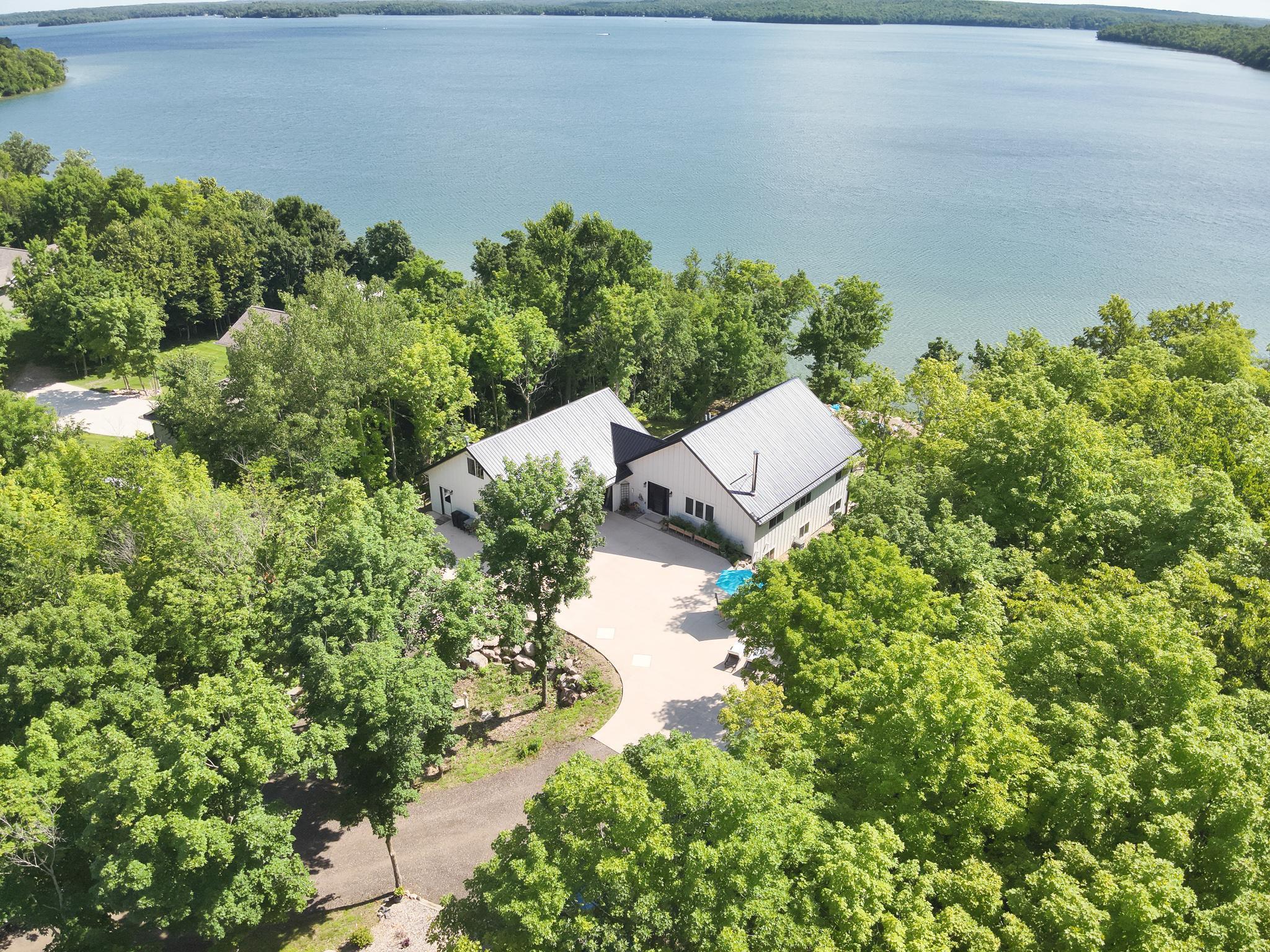2021 single family home for sale at 37426 Rocky Road in Ogema, MN — 3 bed, 2 bath (photo 4 of 36)