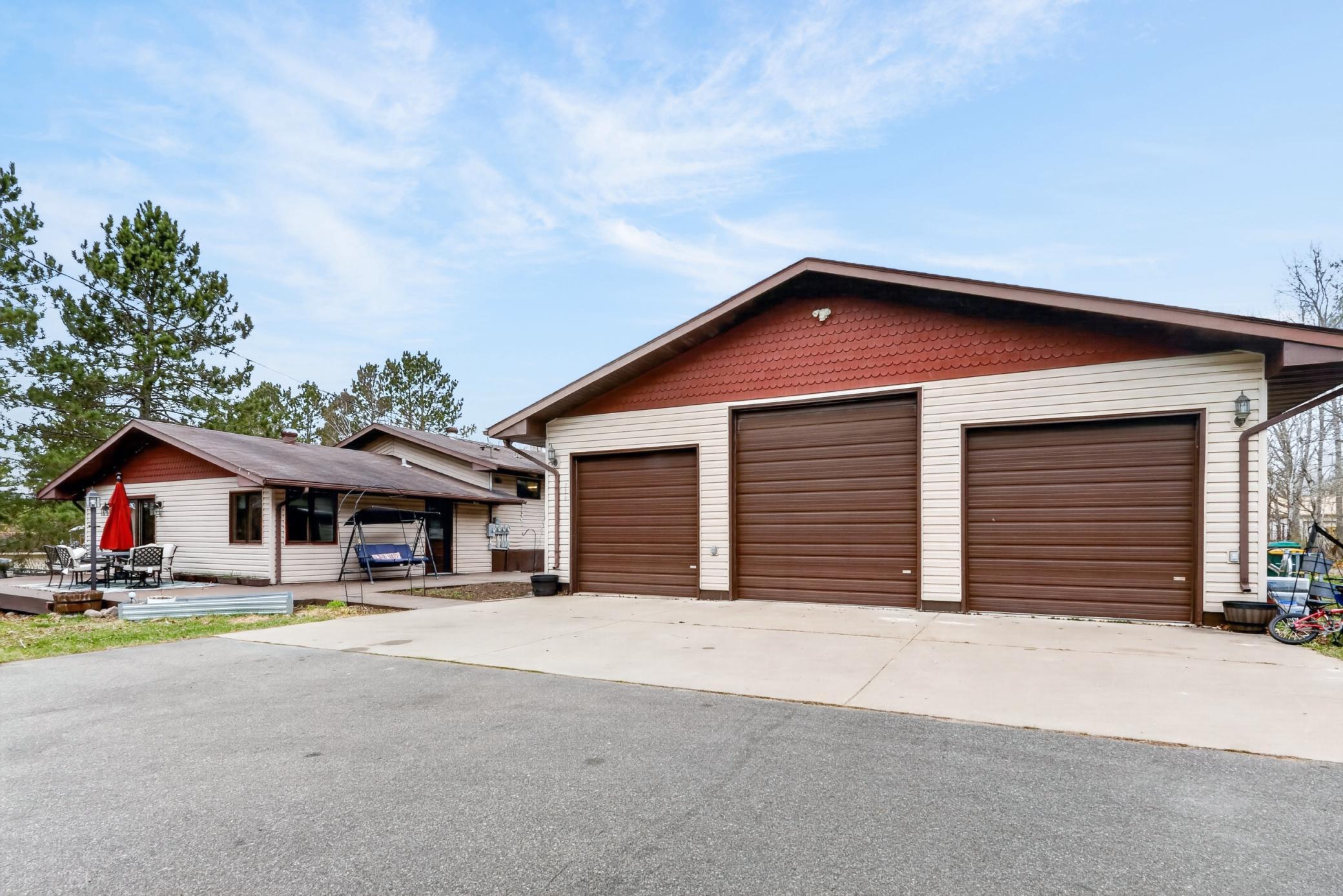 1967 single family home for sale at 759 Trout Lake Road in Grand Rapids, MN — 3 bed, 2 bath (photo 2 of 43)