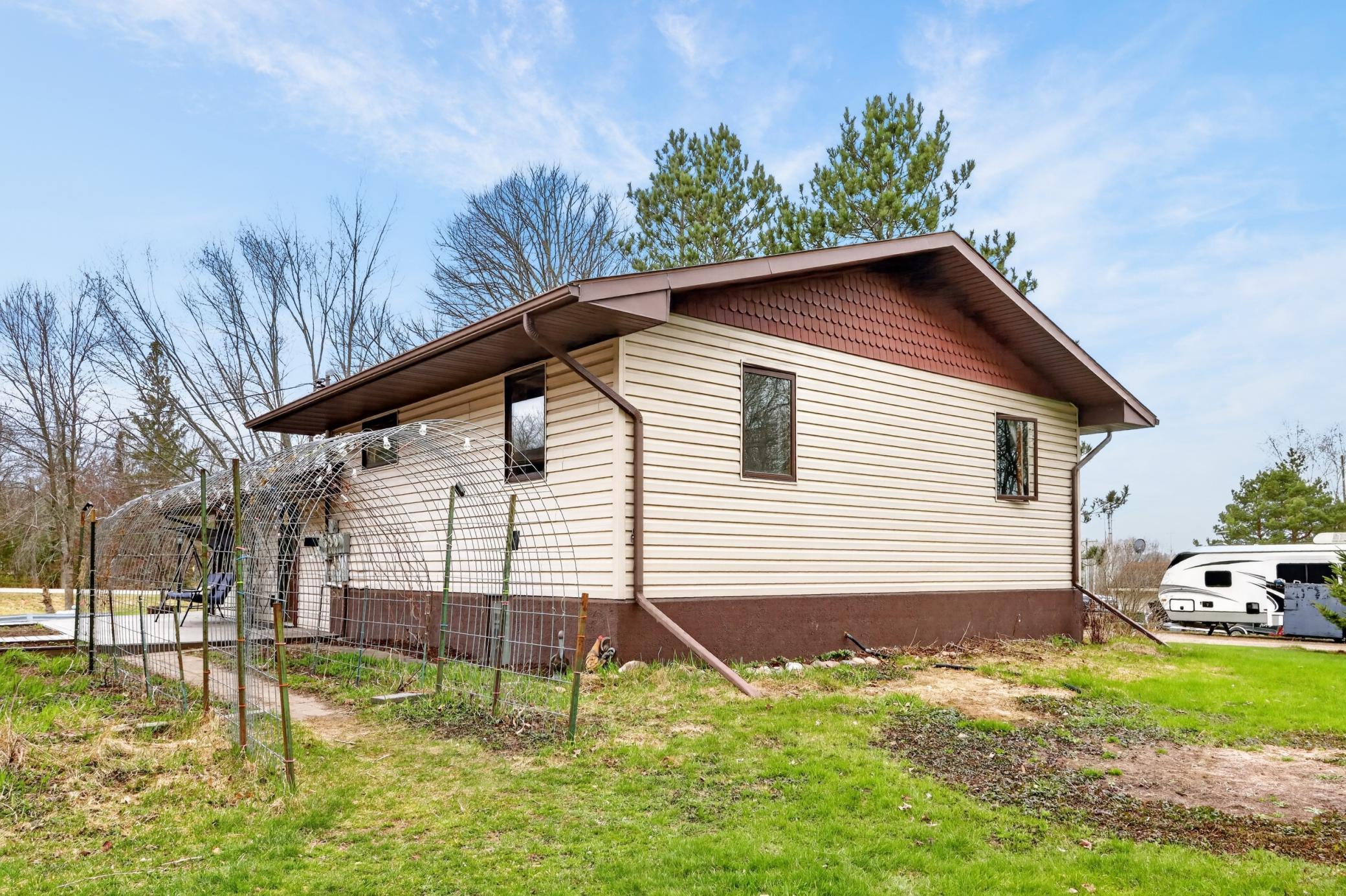 1967 single family home for sale at 759 Trout Lake Road in Grand Rapids, MN — 3 bed, 2 bath (photo 36 of 43)