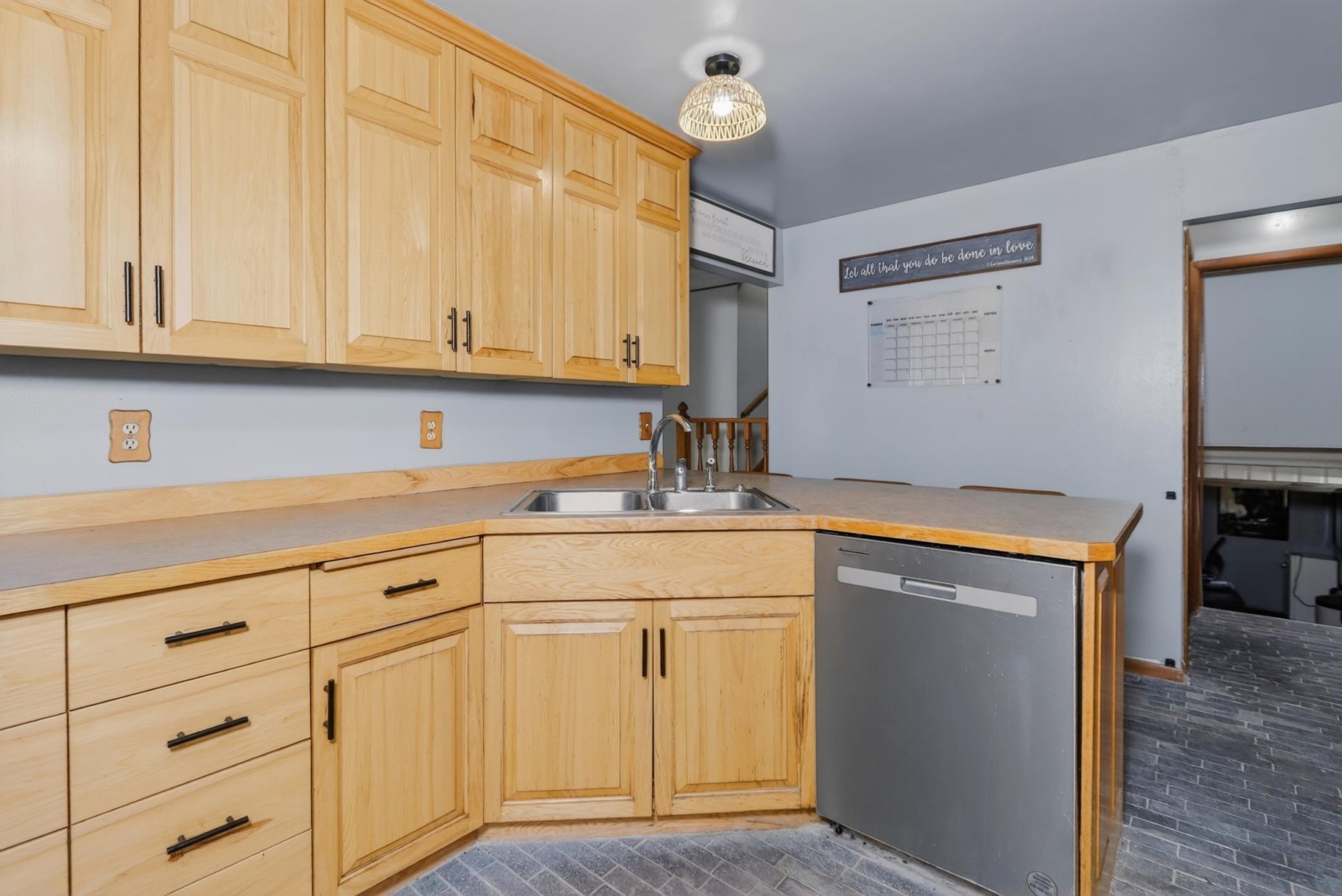 1967 single family home for sale at 759 Trout Lake Road in Grand Rapids, MN — 3 bed, 2 bath (photo 10 of 43)