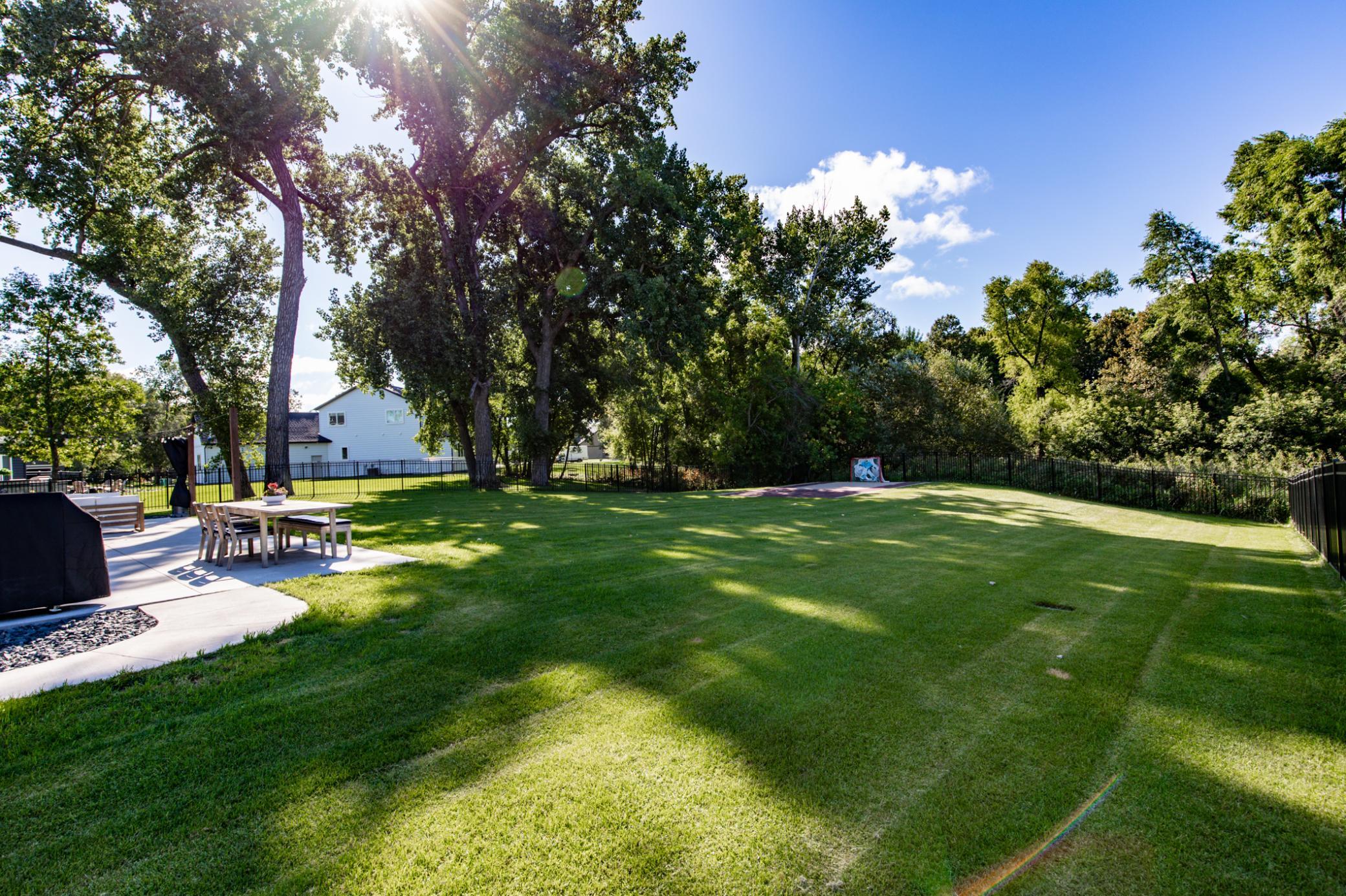 2020 single family home for sale at 8852 Lost River Road in Horace, ND — 6 bed, 4 bath (photo 12 of 95)