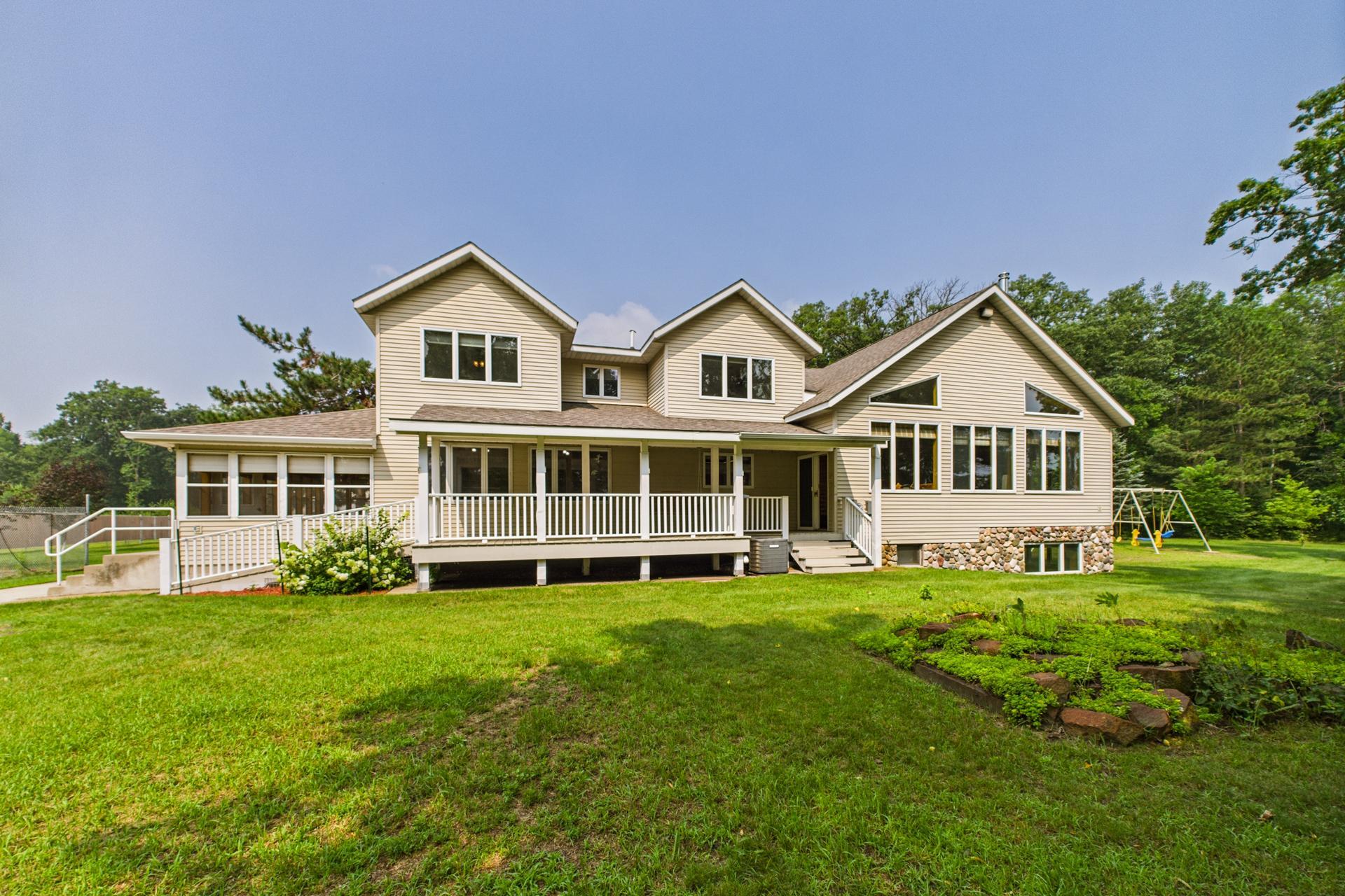 1966 single family home for sale at 27026 Hoot Owl Drive in Merrifield, MN — 5 bed, 3 bath (photo 17 of 55)