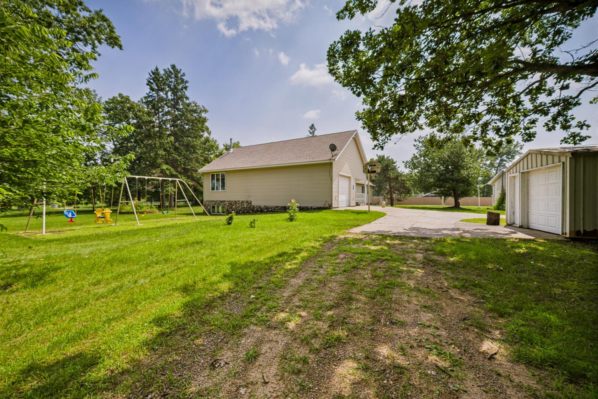 1966 single family home for sale at 27026 Hoot Owl Drive in Merrifield, MN — 5 bed, 3 bath (photo 18 of 55)