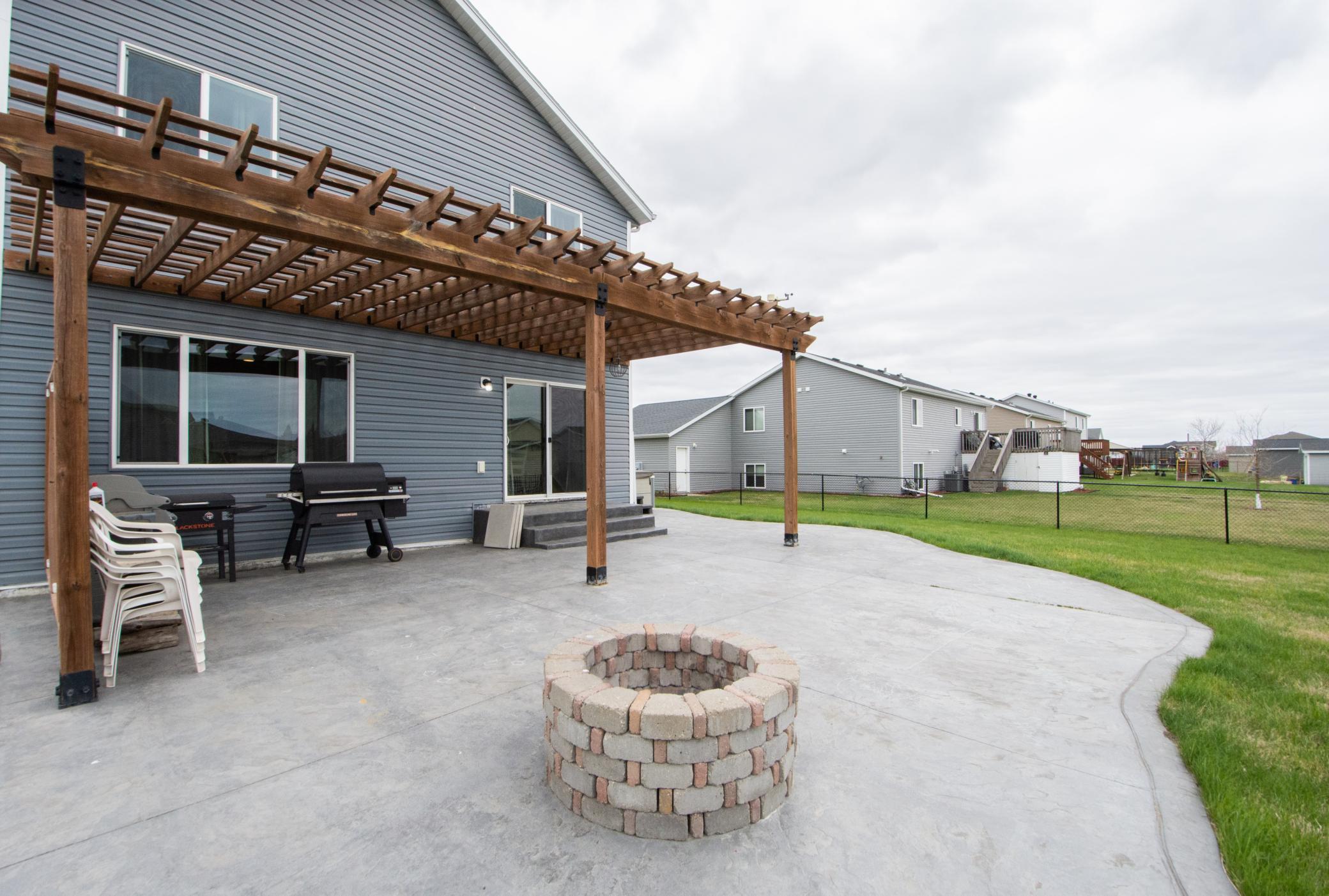 2009 42nd Street S, Moorhead MN 56560 - Photo 45 of 53
