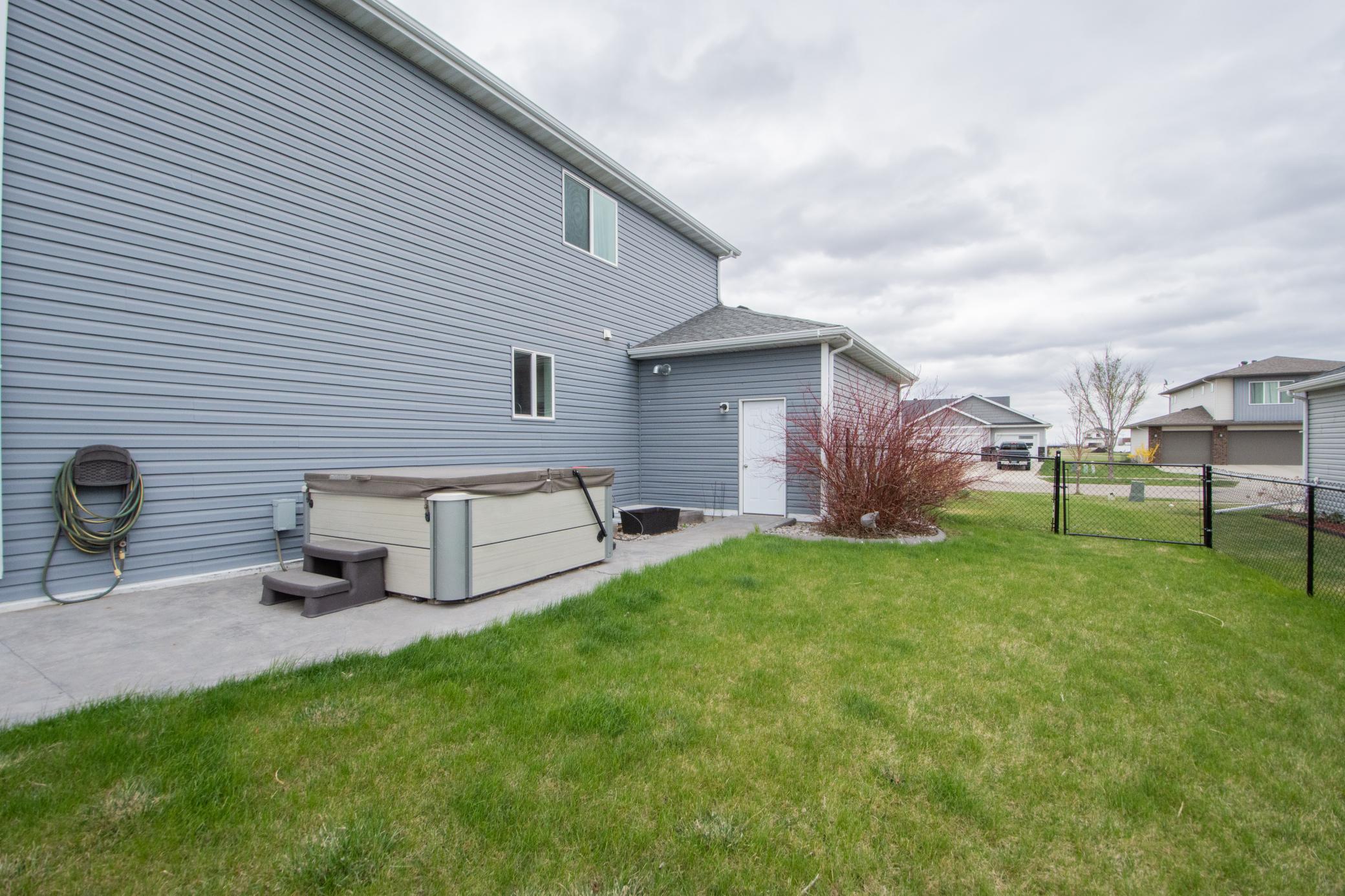 2009 42nd Street S, Moorhead MN 56560 - Photo 50 of 53