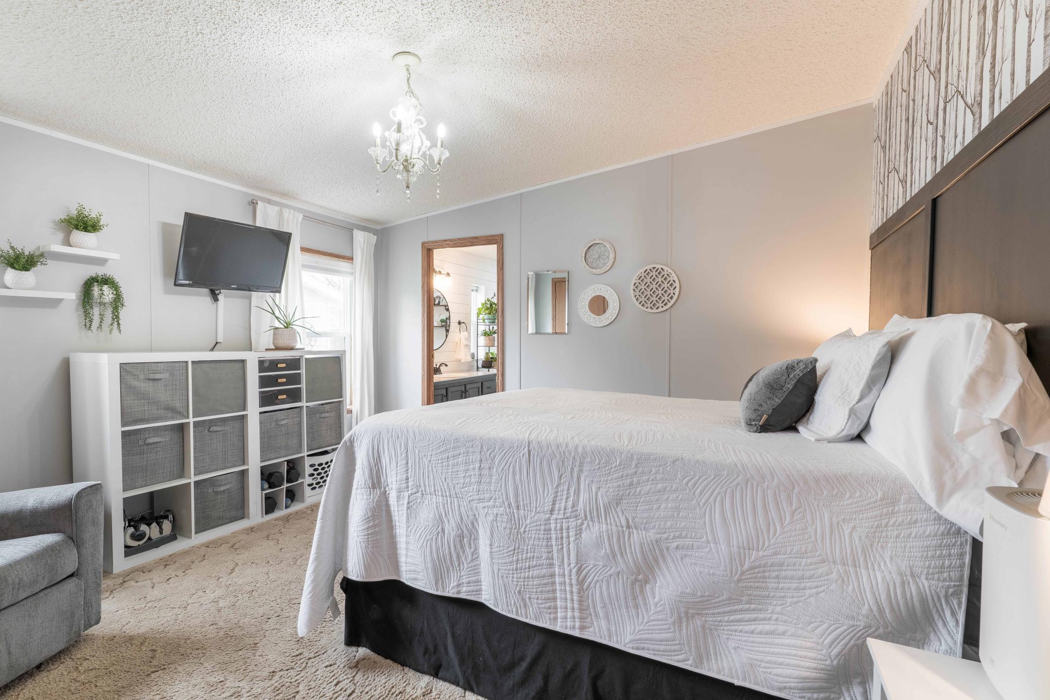 2002 single family home for sale at 211 E Central Avenue in Clitherall, MN — 3 bed, 2 bath (photo 28 of 57)