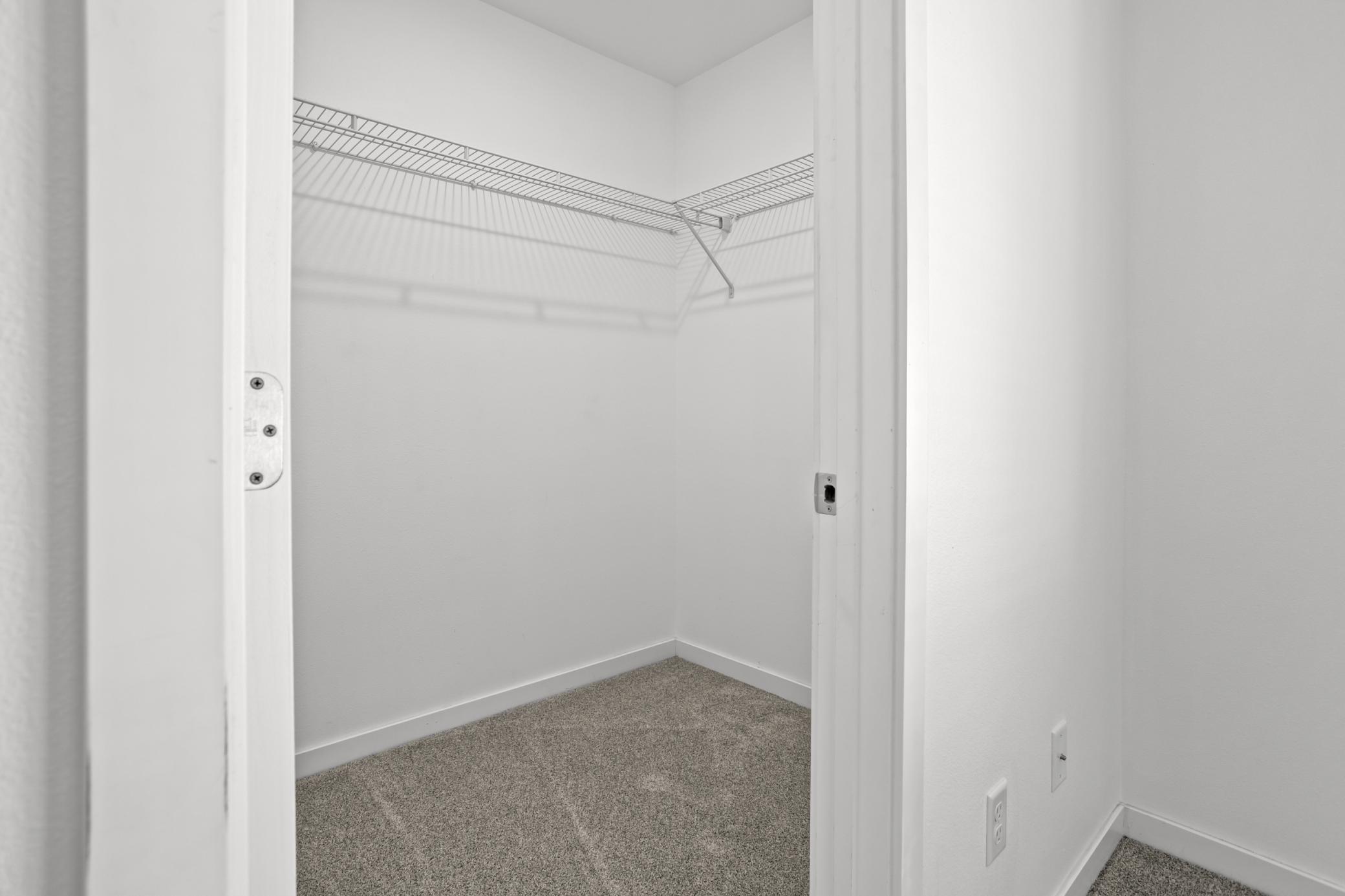 2021 single family home for sale at 7442 20 Street S in Fargo, ND — 6 bed, 3 bath (photo 28 of 41)