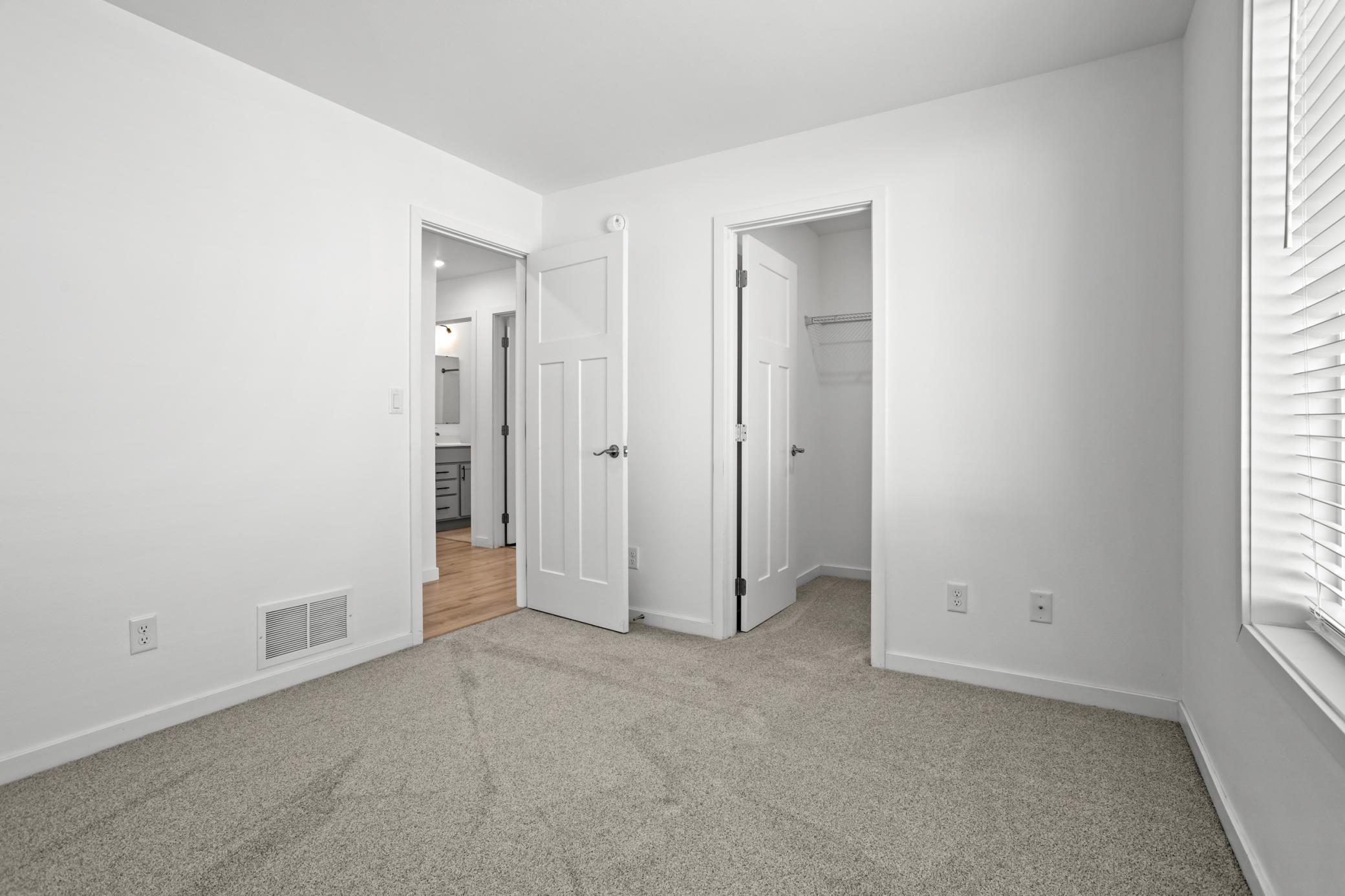 2021 single family home for sale at 7442 20 Street S in Fargo, ND — 6 bed, 3 bath (photo 29 of 41)
