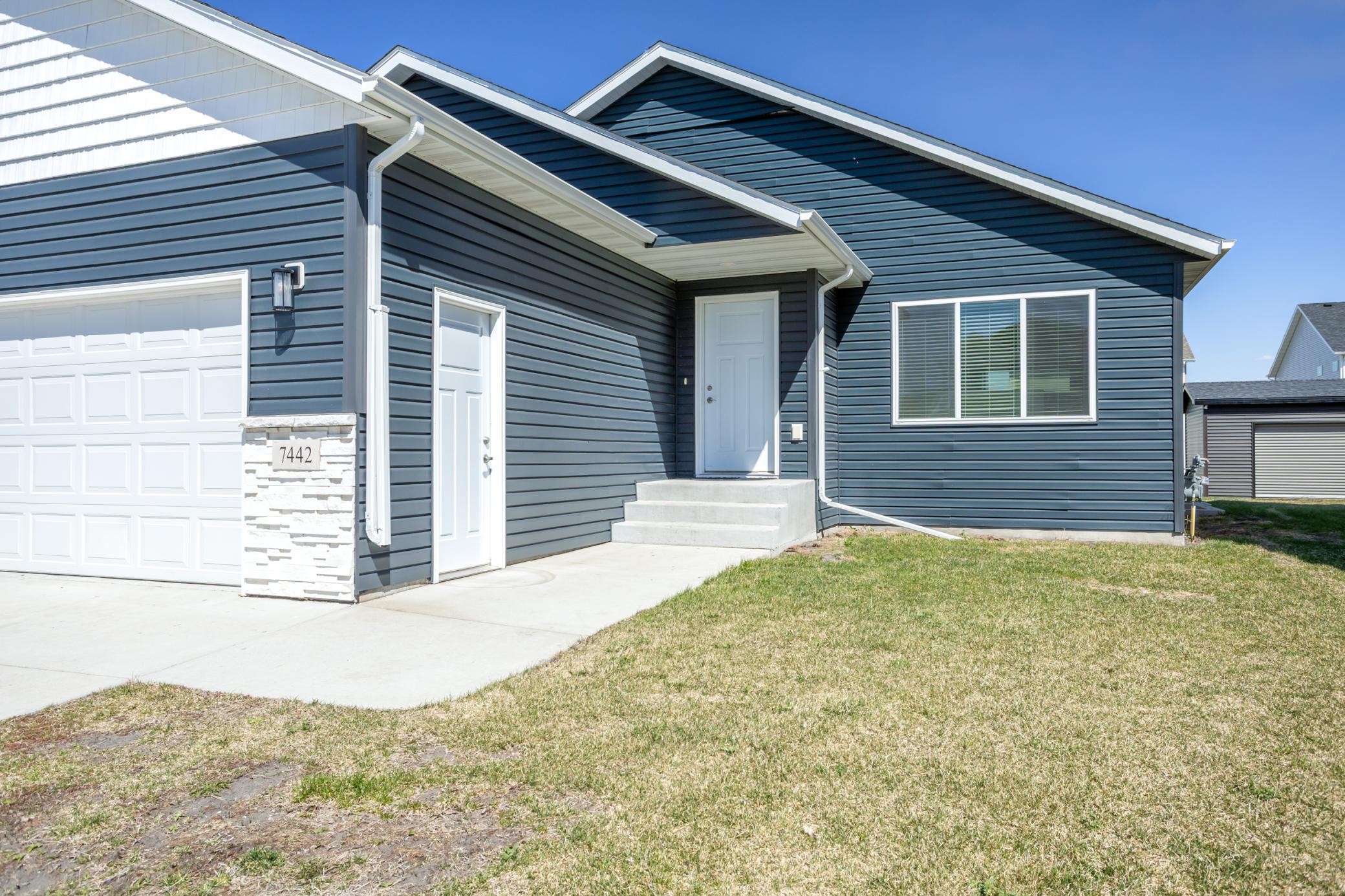 2021 single family home for sale at 7442 20 Street S in Fargo, ND — 6 bed, 3 bath (photo 40 of 41)