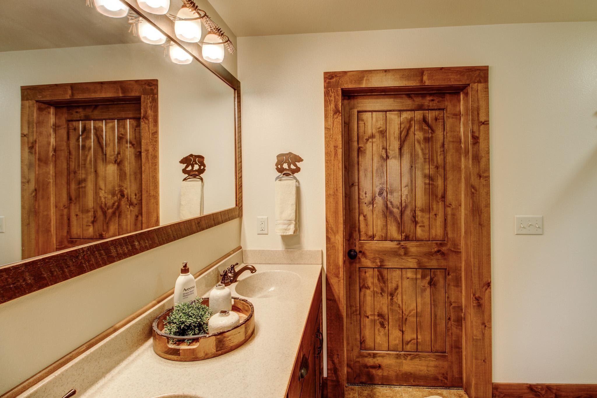 2013 single family home for sale at 26089 Hammock Drive in Park Rapids, MN — 3 bed, 4 bath (photo 30 of 93)