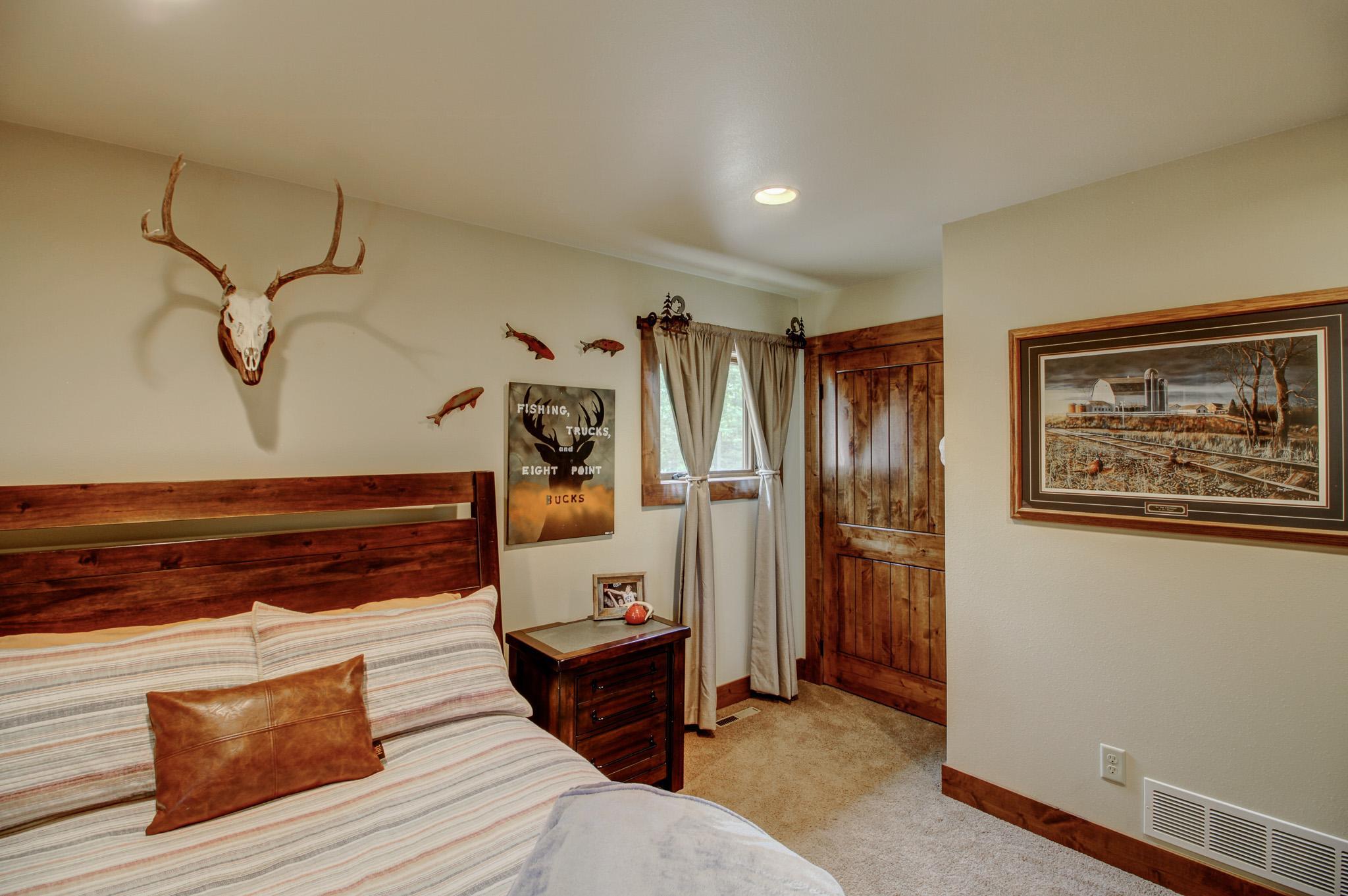 2013 single family home for sale at 26089 Hammock Drive in Park Rapids, MN — 3 bed, 4 bath (photo 50 of 93)