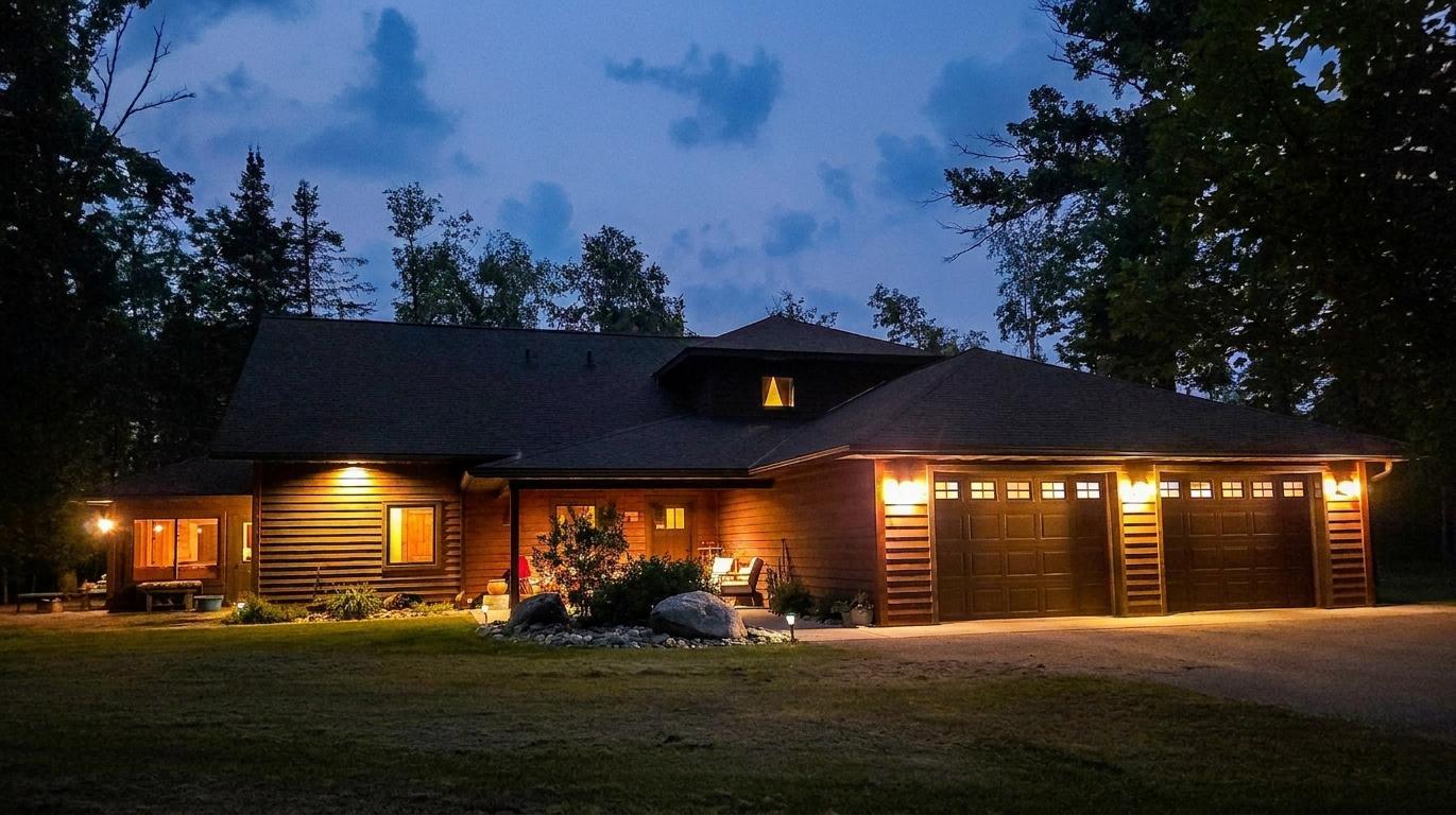 2013 single family home for sale at 26089 Hammock Drive in Park Rapids, MN — 3 bed, 4 bath (photo 3 of 101)