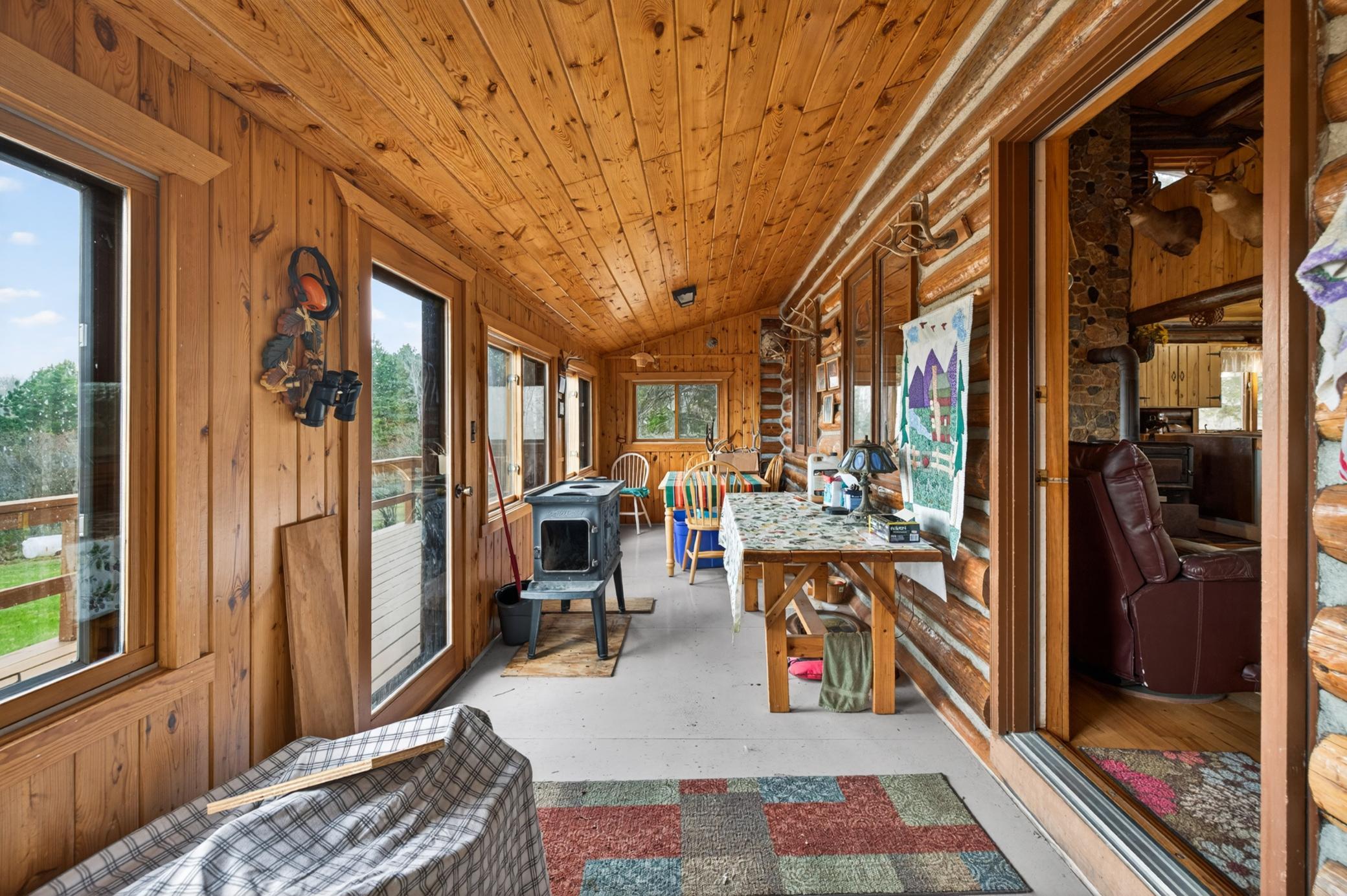 1980 single family home for sale at 10918 County 95 in Laporte, MN — 2 bed, 1 bath (photo 12 of 43)