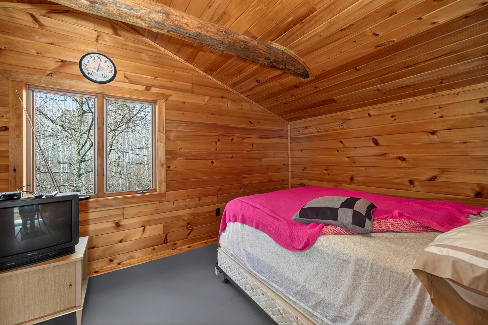 1980 single family home for sale at 10918 County 95 in Laporte, MN — 2 bed, 1 bath (photo 24 of 43)