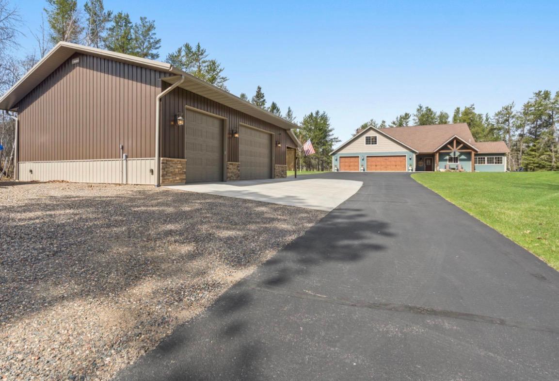 2016 single family home for sale at 7814 Pueblo Circle in Pequot Lakes, MN — 4 bed, 3 bath (photo 2 of 83)