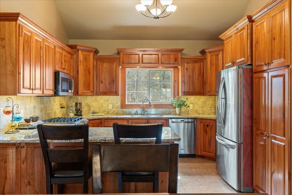 2016 single family home for sale at 7814 Pueblo Circle in Pequot Lakes, MN — 4 bed, 3 bath (photo 12 of 83)