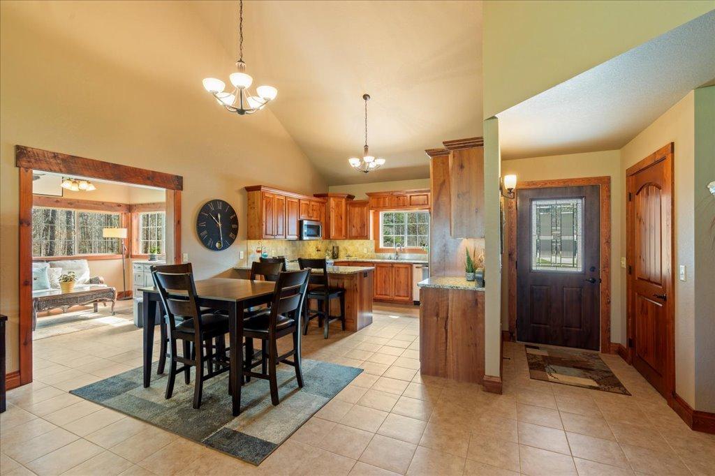 2016 single family home for sale at 7814 Pueblo Circle in Pequot Lakes, MN — 4 bed, 3 bath (photo 14 of 83)