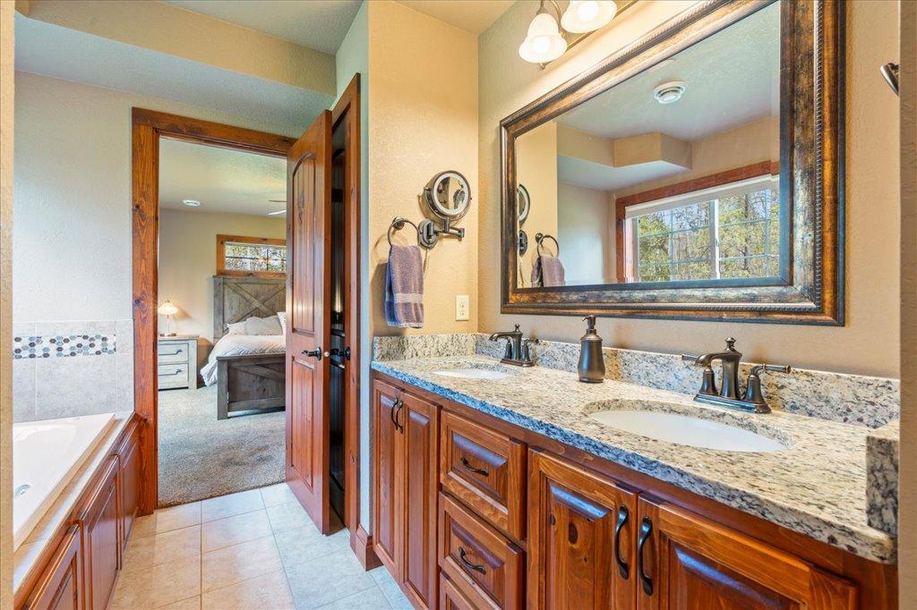 2016 single family home for sale at 7814 Pueblo Circle in Pequot Lakes, MN — 4 bed, 3 bath (photo 23 of 83)