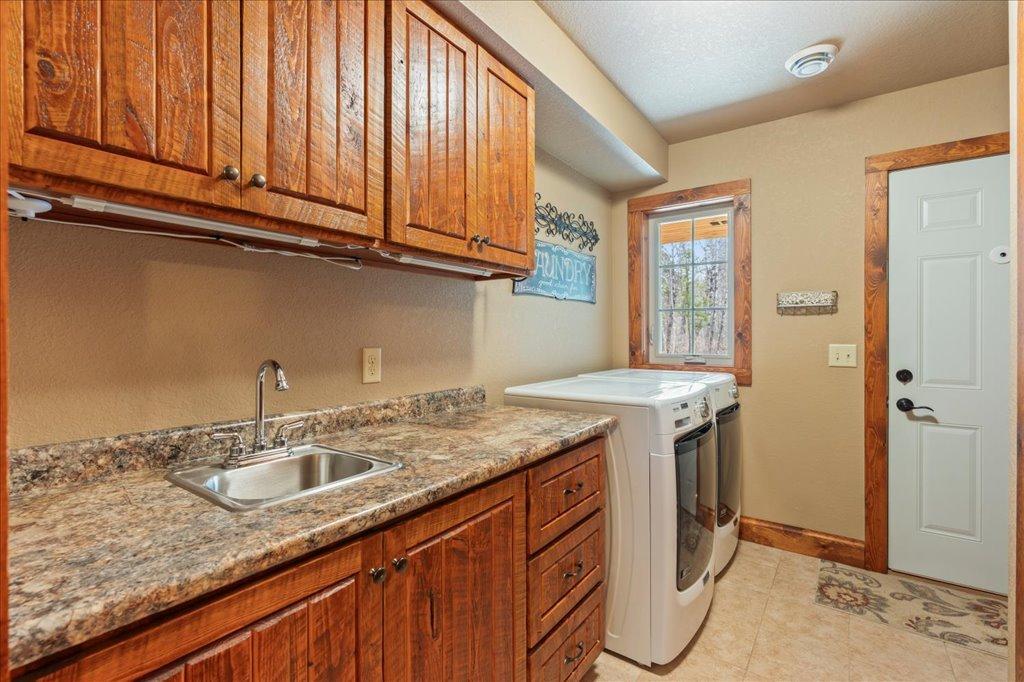 2016 single family home for sale at 7814 Pueblo Circle in Pequot Lakes, MN — 4 bed, 3 bath (photo 25 of 83)