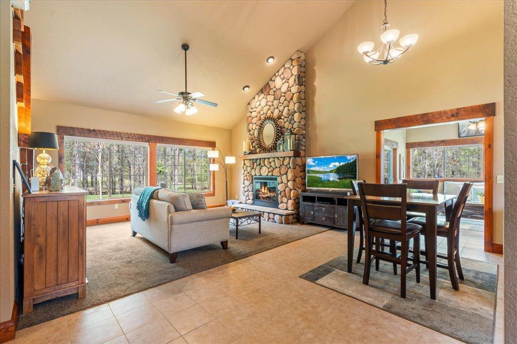 2016 single family home for sale at 7814 Pueblo Circle in Pequot Lakes, MN — 4 bed, 3 bath (photo 4 of 83)