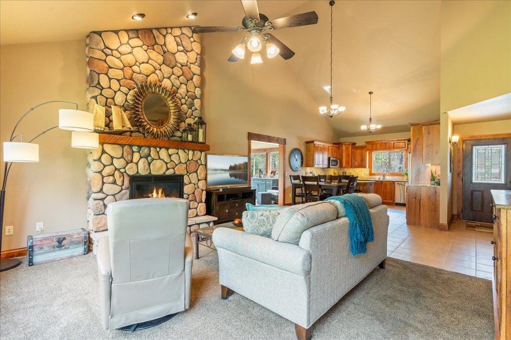 2016 single family home for sale at 7814 Pueblo Circle in Pequot Lakes, MN — 4 bed, 3 bath (photo 7 of 83)