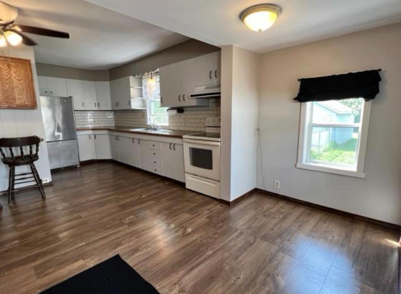 1968 single family home for sale at 317 Minnesota Avenue E in Sebeka, MN — 3 bed, 1 bath (photo 10 of 20)