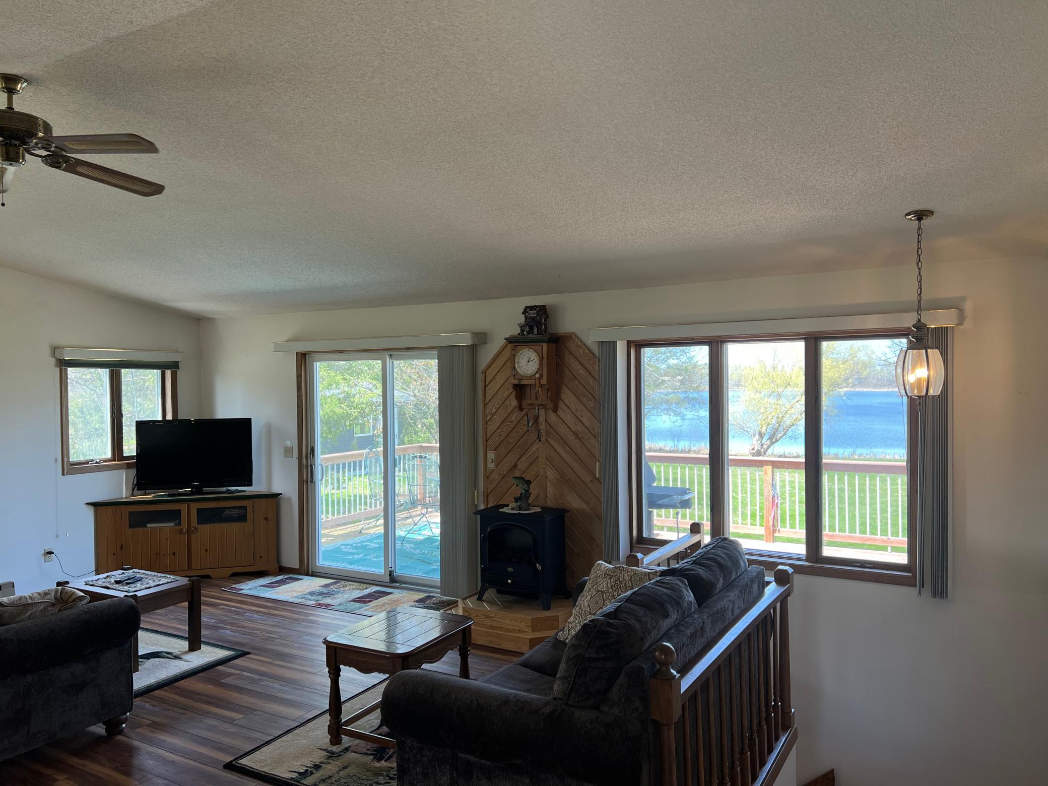1986 single family home for sale at 42380 352nd Lane in Aitkin, MN — 2 bed, 2 bath (photo 19 of 32)