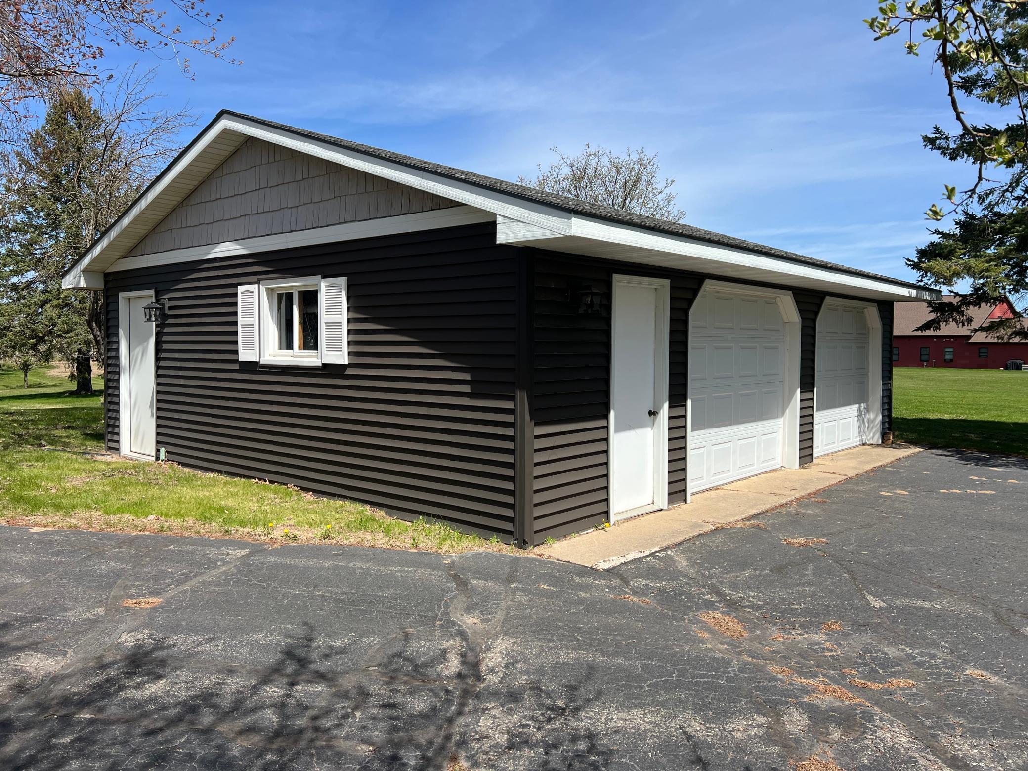 1986 single family home for sale at 42380 352nd Lane in Aitkin, MN — 2 bed, 2 bath (photo 4 of 32)
