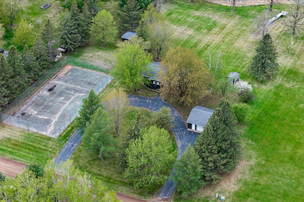 1986 single family home for sale at 42380 352nd Lane in Aitkin, MN — 2 bed, 2 bath (photo 4 of 68)