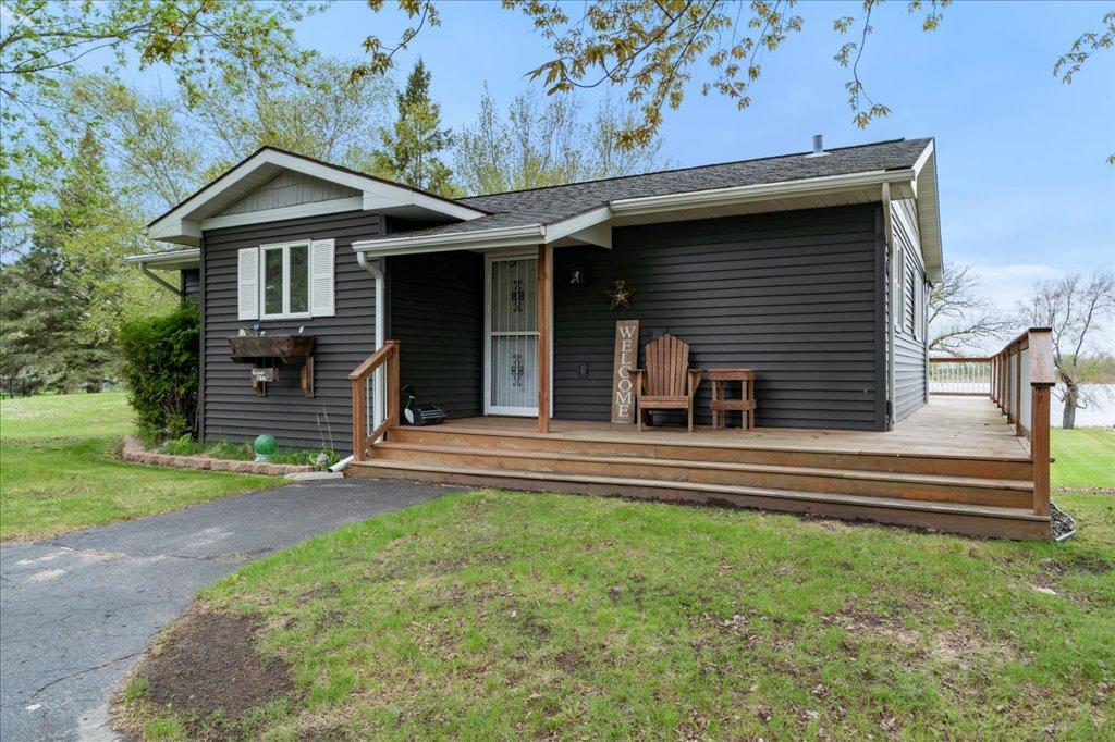 1986 single family home for sale at 42380 352nd Lane in Aitkin, MN — 2 bed, 2 bath (photo 5 of 68)