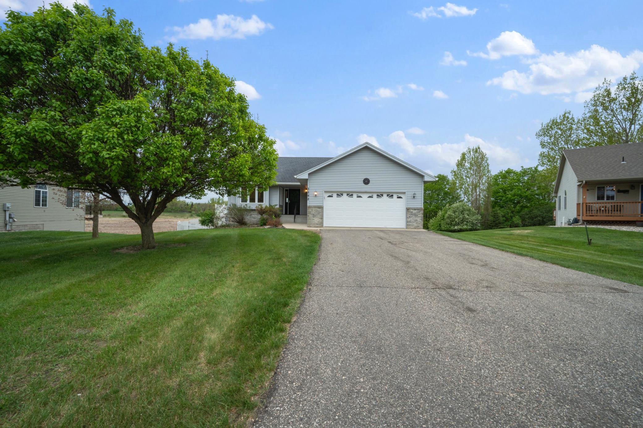 1999 home for sale at 3592 County Road 82 NW in Alexandria, MN — 4 bed, 3 bath (photo 2 of 39)