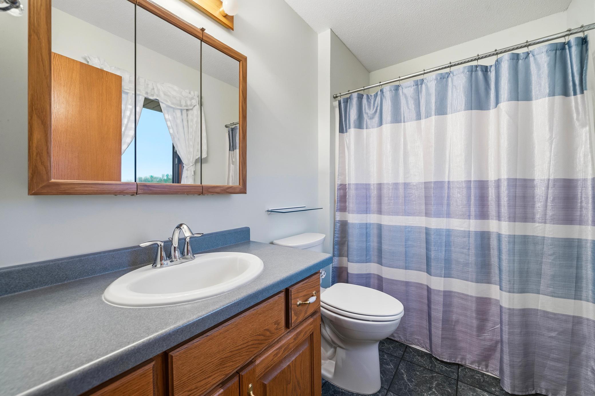 1999 home for sale at 3592 County Road 82 NW in Alexandria, MN — 4 bed, 3 bath (photo 17 of 39)