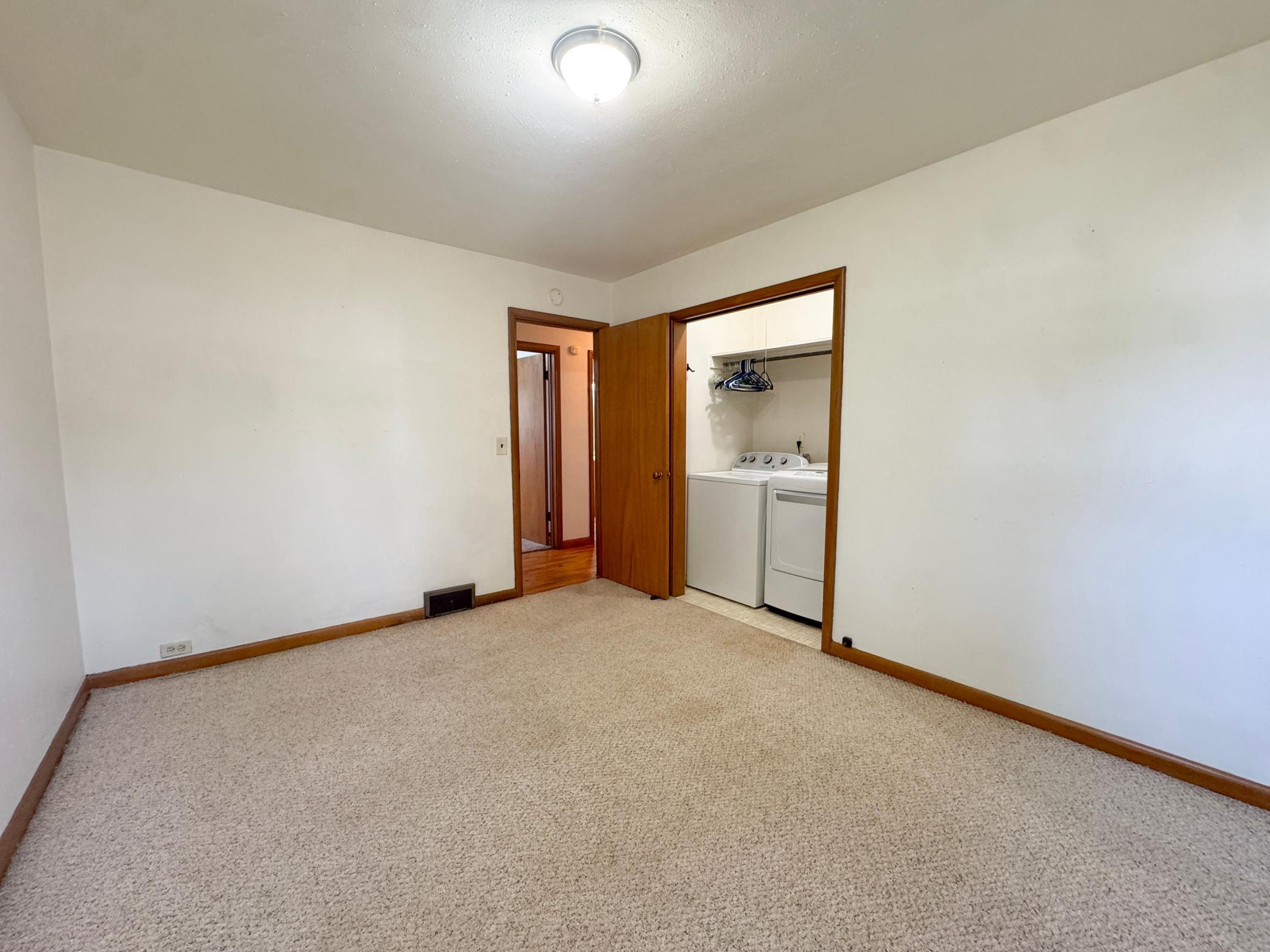 1955 single family home for sale at 1224 Lake Street in Fergus Falls, MN — 2 bed, 1 bath (photo 14 of 29)