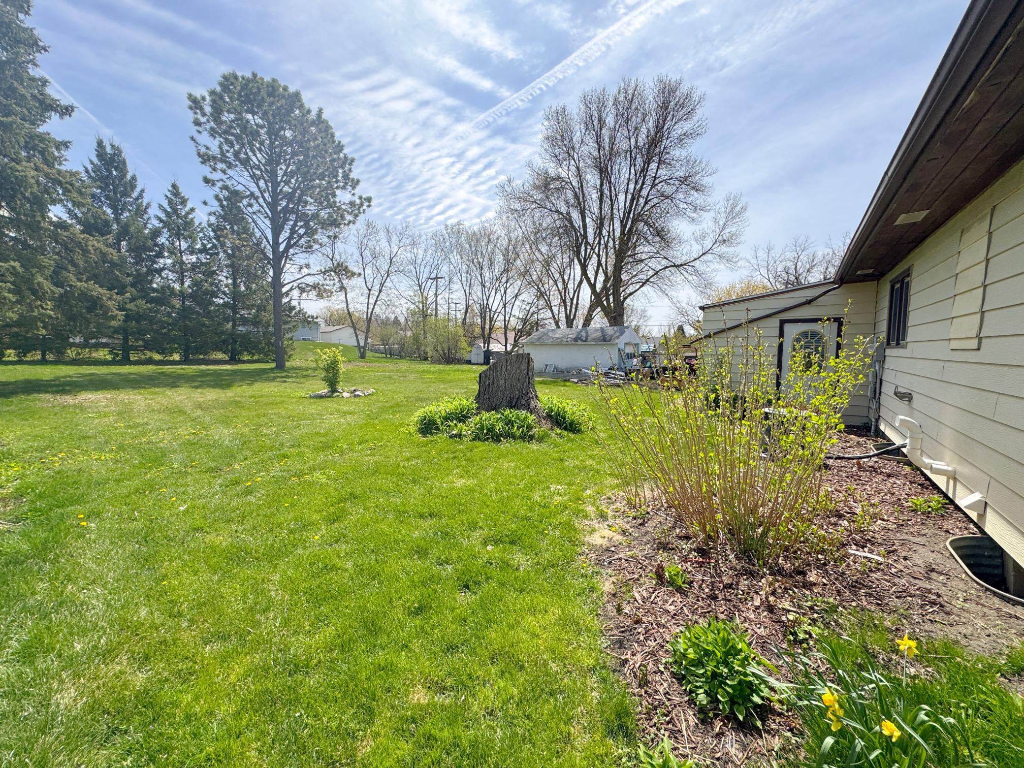 1955 single family home for sale at 1224 Lake Street in Fergus Falls, MN — 2 bed, 1 bath (photo 28 of 29)