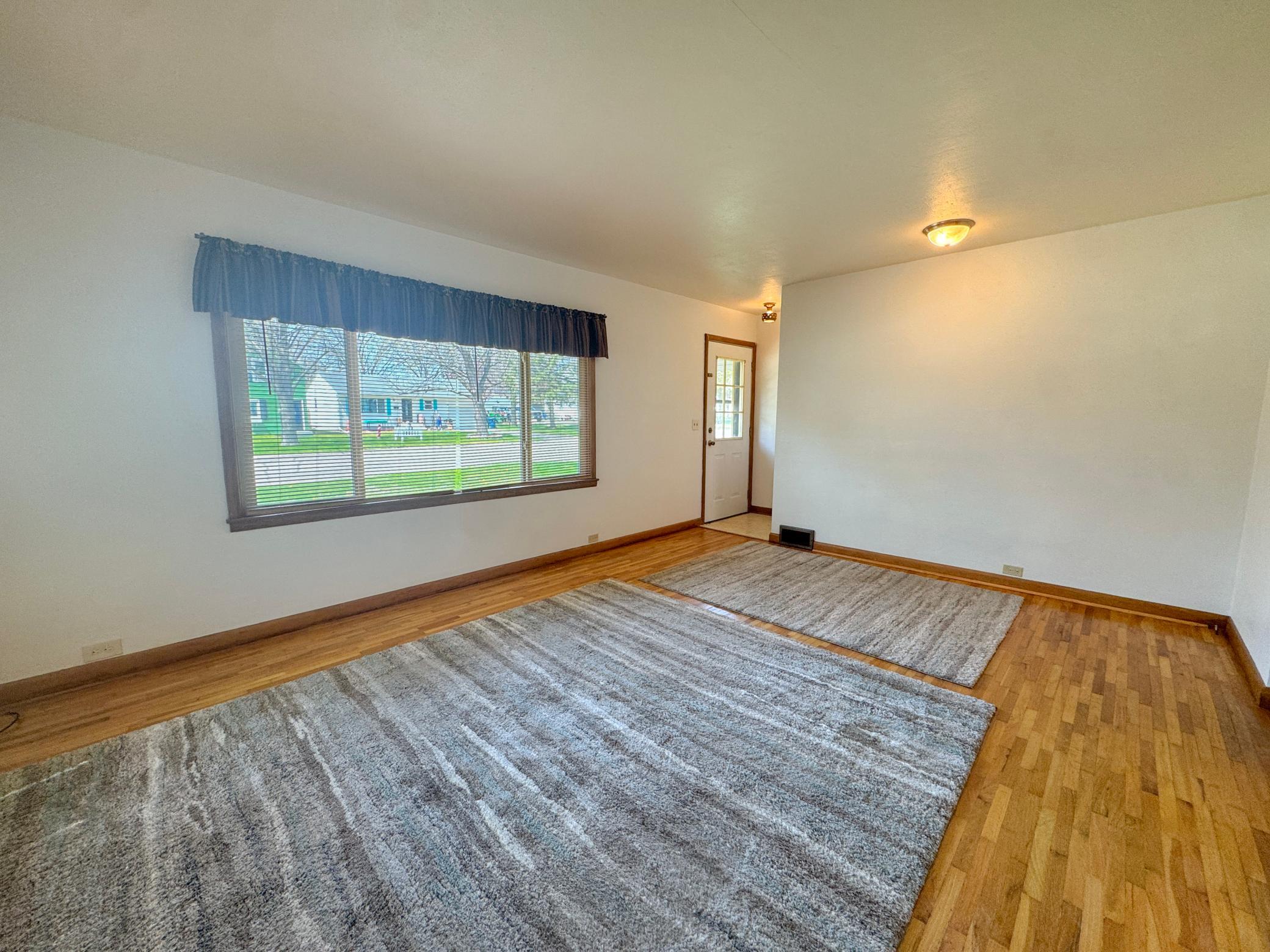 1955 single family home for sale at 1224 Lake Street in Fergus Falls, MN — 2 bed, 1 bath (photo 4 of 29)