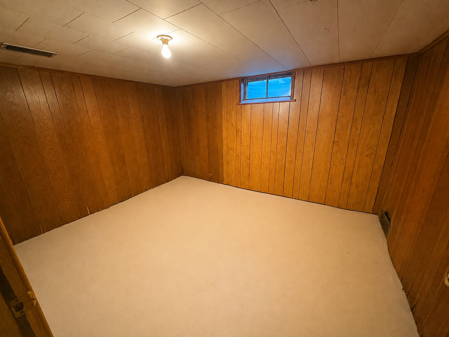 1955 single family home for sale at 1224 Lake Street in Fergus Falls, MN — 2 bed, 1 bath (photo 23 of 32)