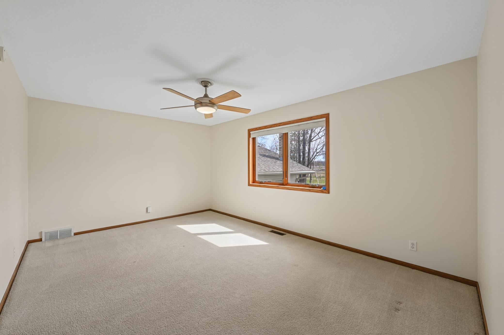 1997 single family home for sale at 2120 Grotte Avenue NE in Bemidji, MN — 4 bed, 4 bath (photo 20 of 56)