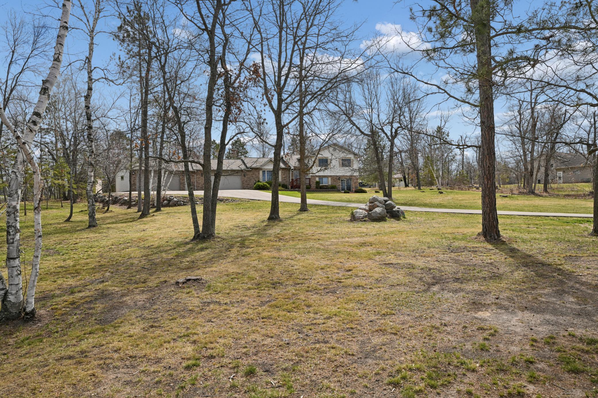 1997 single family home for sale at 2120 Grotte Avenue NE in Bemidji, MN — 4 bed, 4 bath (photo 3 of 56)