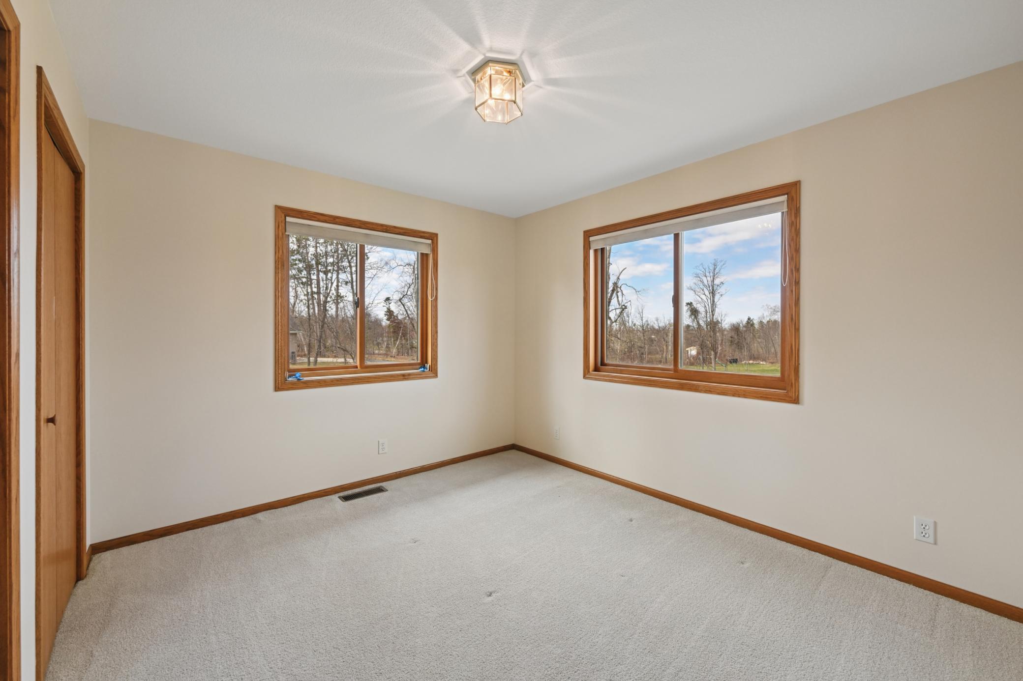 1997 single family home for sale at 2120 Grotte Avenue NE in Bemidji, MN — 4 bed, 4 bath (photo 24 of 56)