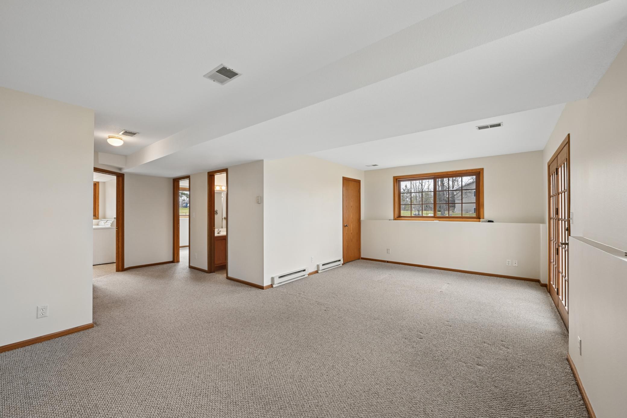 1997 single family home for sale at 2120 Grotte Avenue NE in Bemidji, MN — 4 bed, 4 bath (photo 29 of 56)