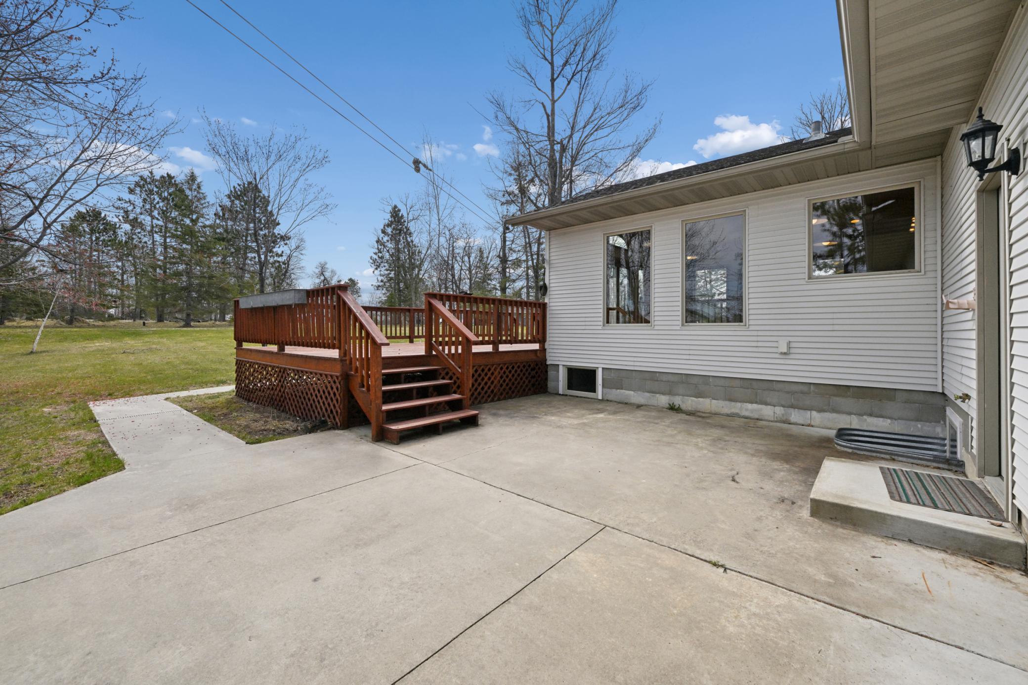 1997 single family home for sale at 2120 Grotte Avenue NE in Bemidji, MN — 4 bed, 4 bath (photo 44 of 56)