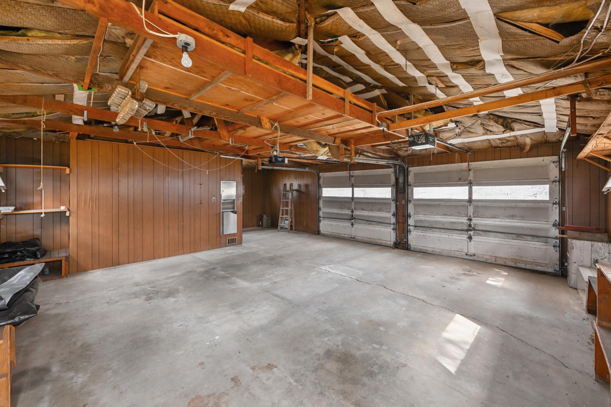 1997 single family home for sale at 2120 Grotte Avenue NE in Bemidji, MN — 4 bed, 4 bath (photo 52 of 56)