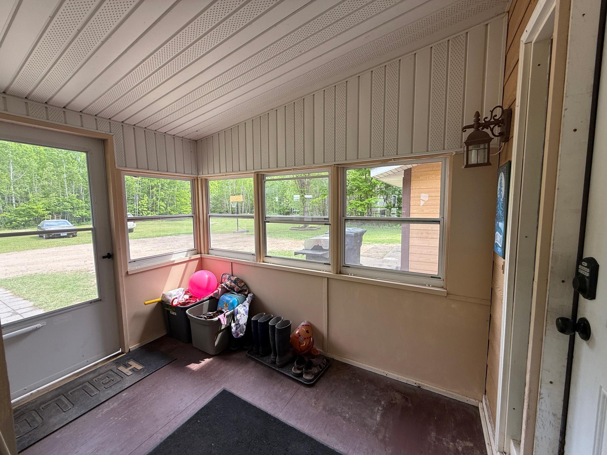 1977 single family home for sale at 2554 Mission Road NE in Bemidji, MN — 4 bed, 2 bath (photo 22 of 82)