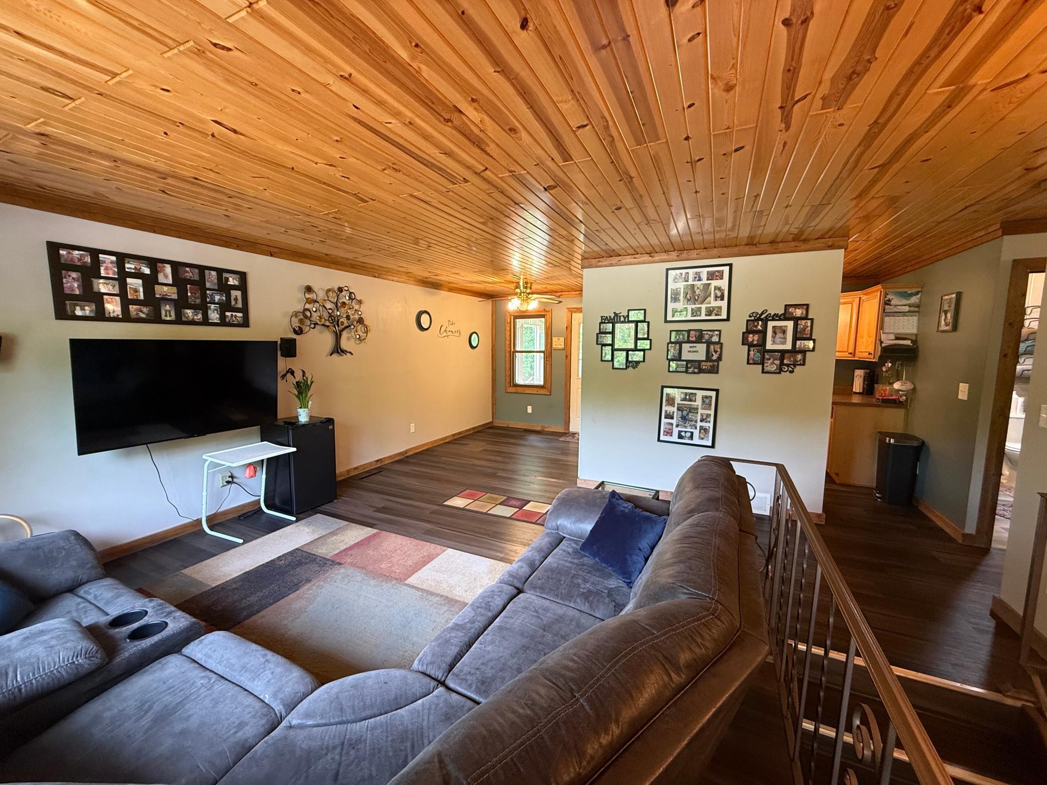 1977 single family home for sale at 2554 Mission Road NE in Bemidji, MN — 4 bed, 2 bath (photo 25 of 82)