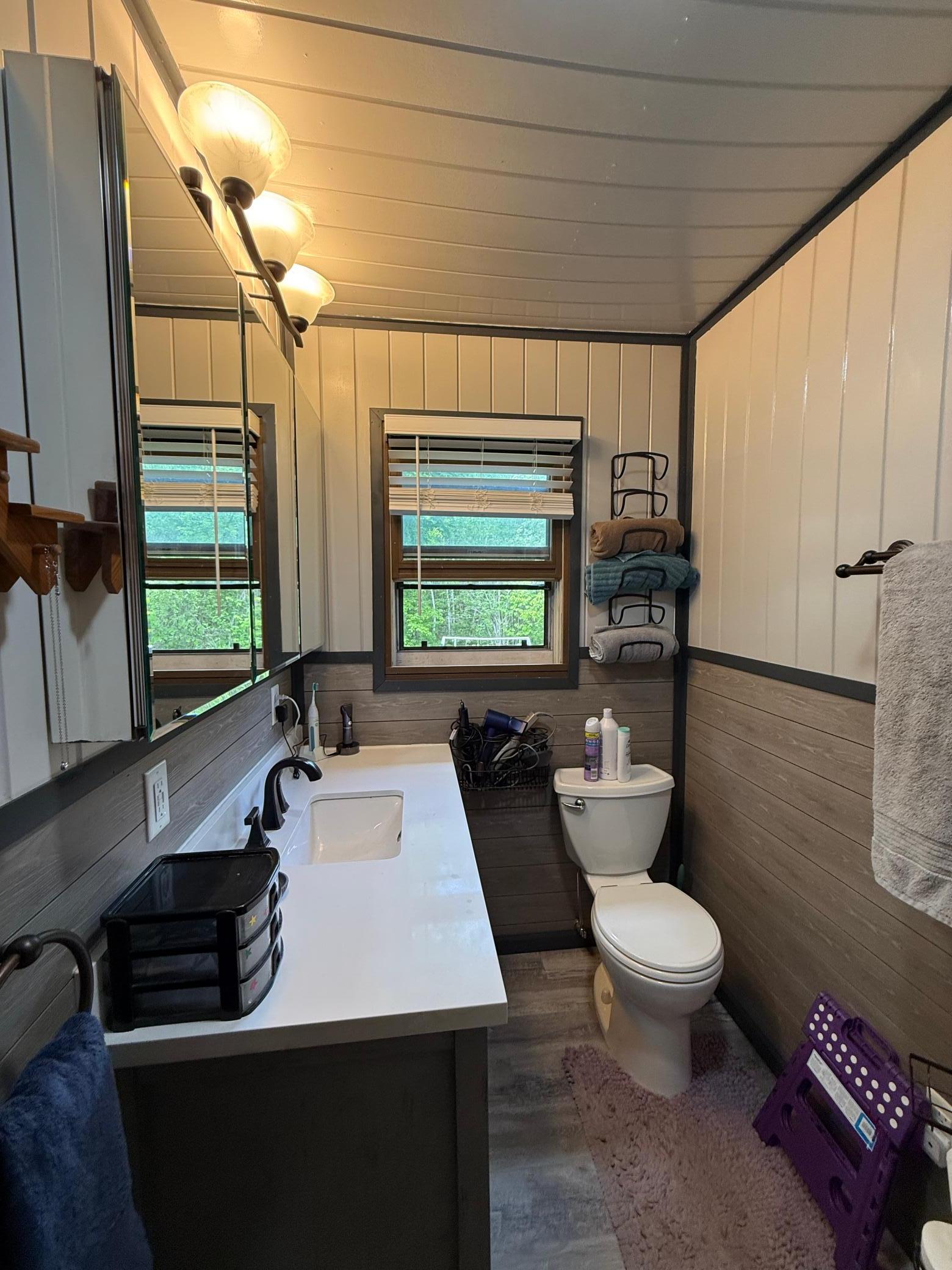1977 single family home for sale at 2554 Mission Road NE in Bemidji, MN — 4 bed, 2 bath (photo 43 of 82)