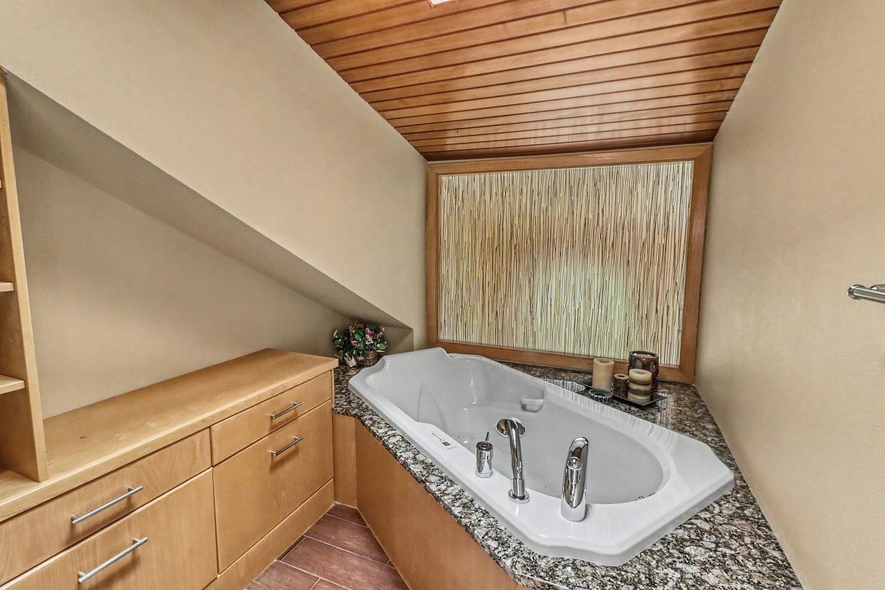 75 Prairiewood Drive S, Fargo ND 58103 - Photo 49 of 72