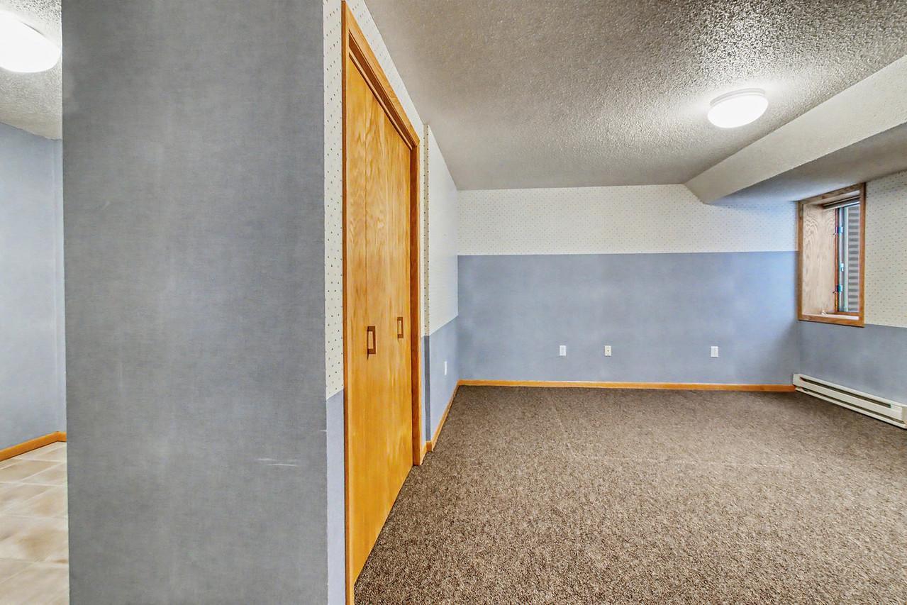 75 Prairiewood Drive S, Fargo ND 58103 - Photo 65 of 72