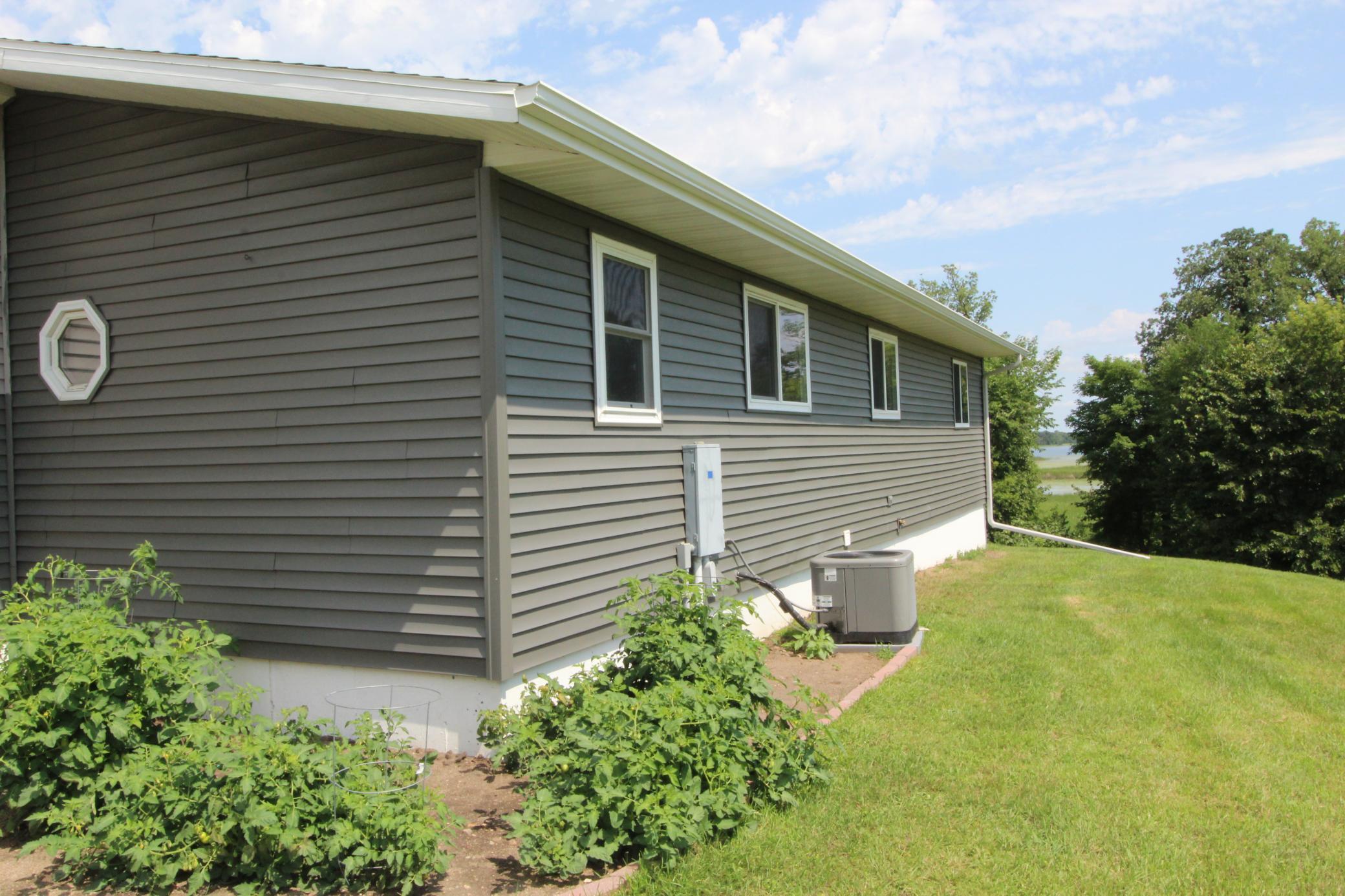 1978 single family home for sale at 34306 Twin Island Lane in Dent, MN — 2 bed, 2 bath (photo 3 of 37)