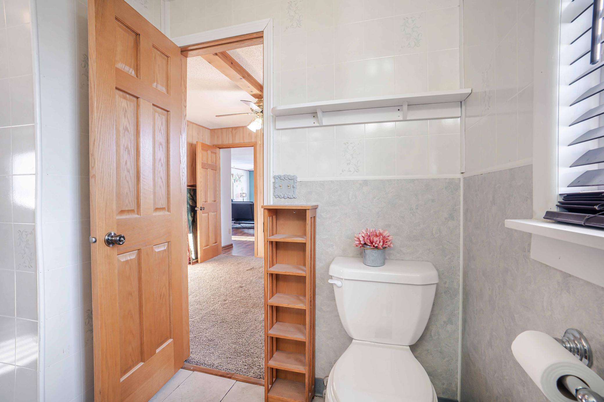 1978 single family home for sale at 34306 Twin Island Lane in Dent, MN — 2 bed, 2 bath (photo 24 of 37)